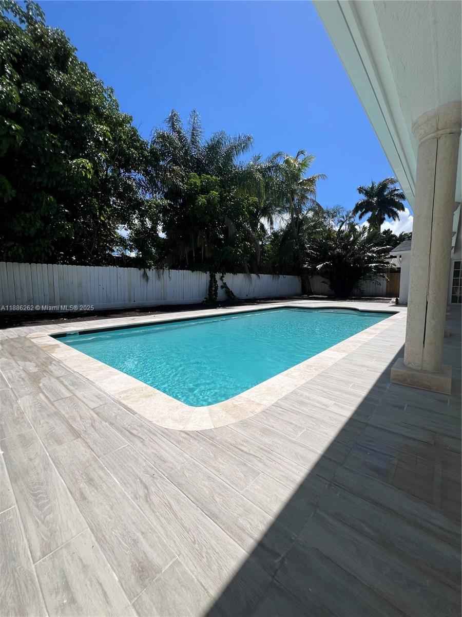 19771 SW 84th Ave