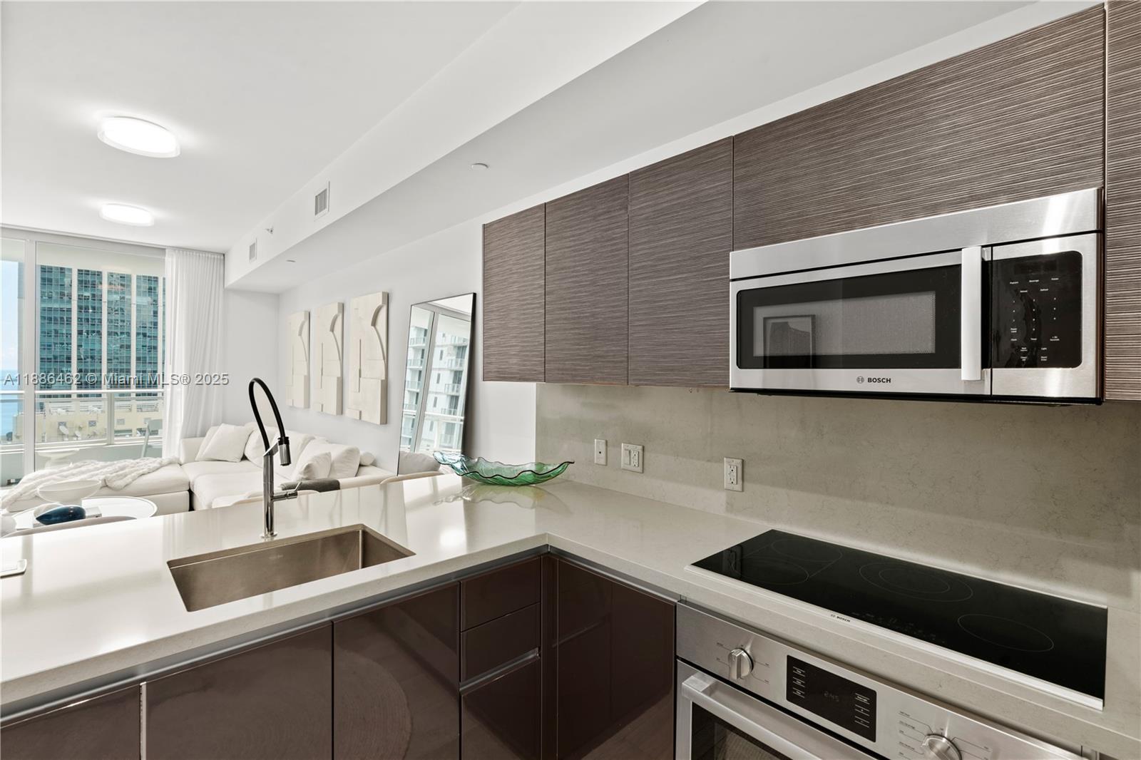 image The Bond (1080 Brickell)9