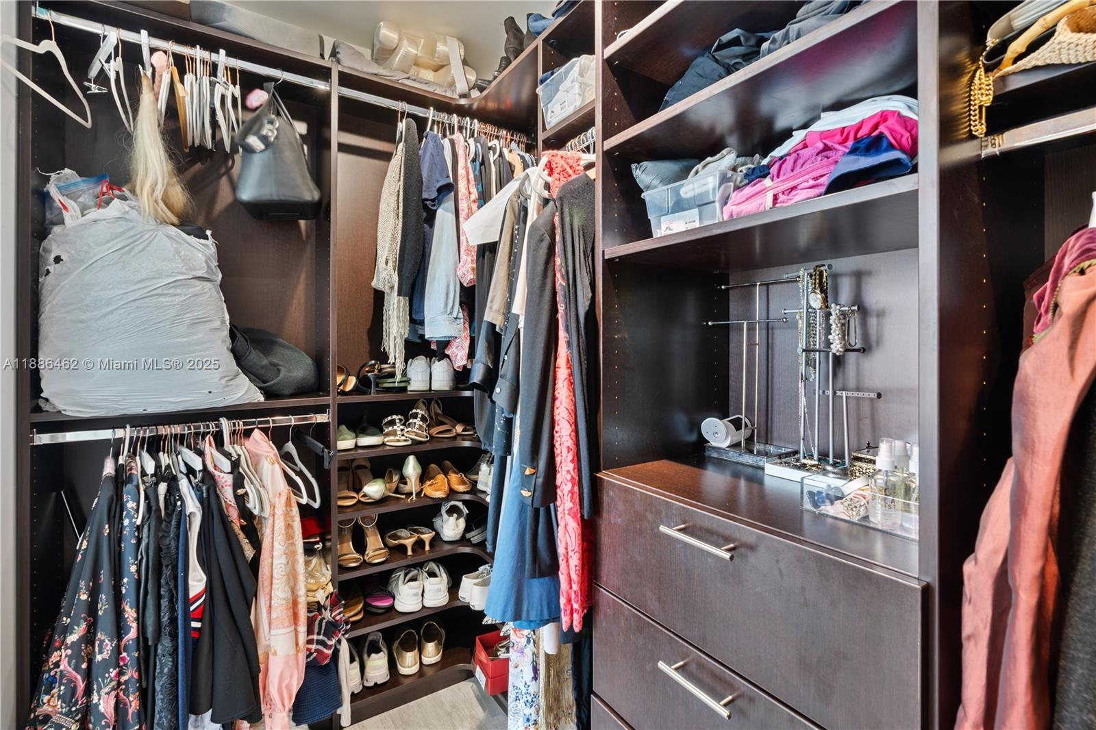 image The Bond (1080 Brickell)24