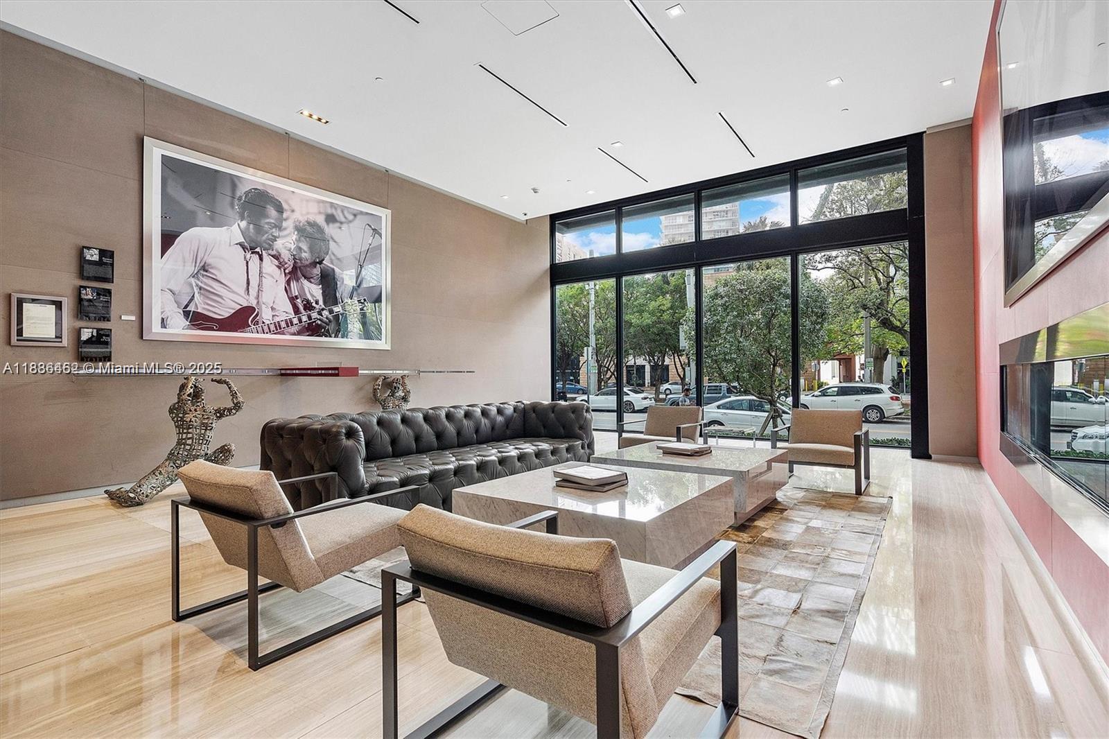 image The Bond (1080 Brickell)33