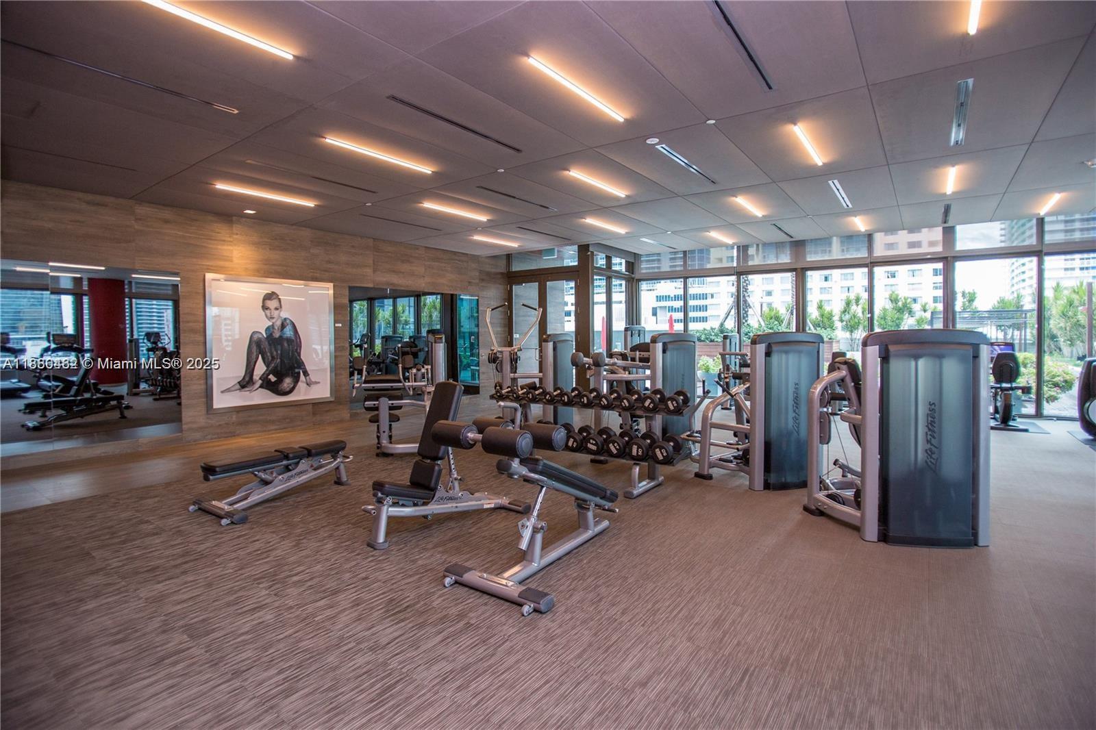 image The Bond (1080 Brickell)36