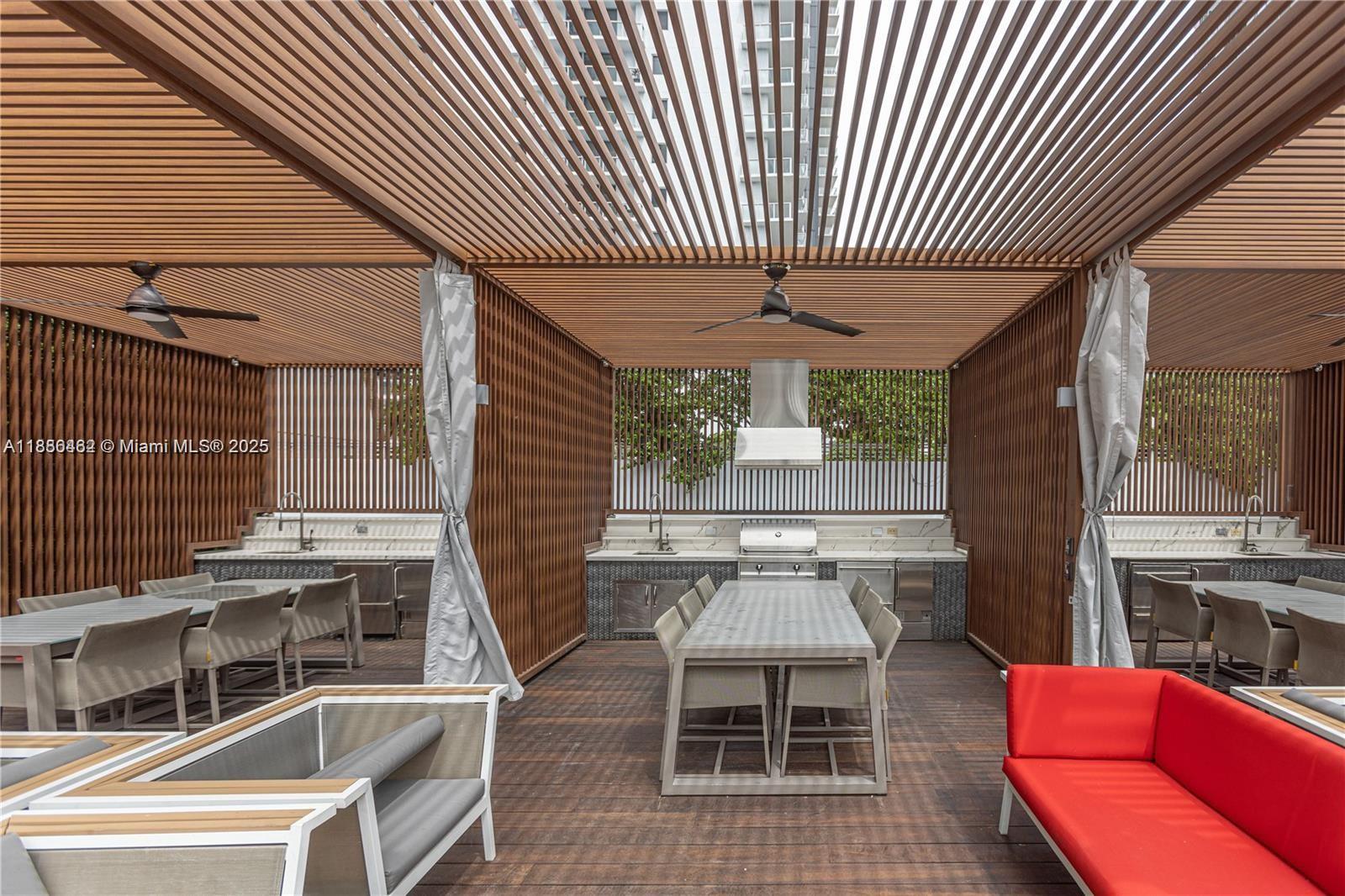 image The Bond (1080 Brickell)38