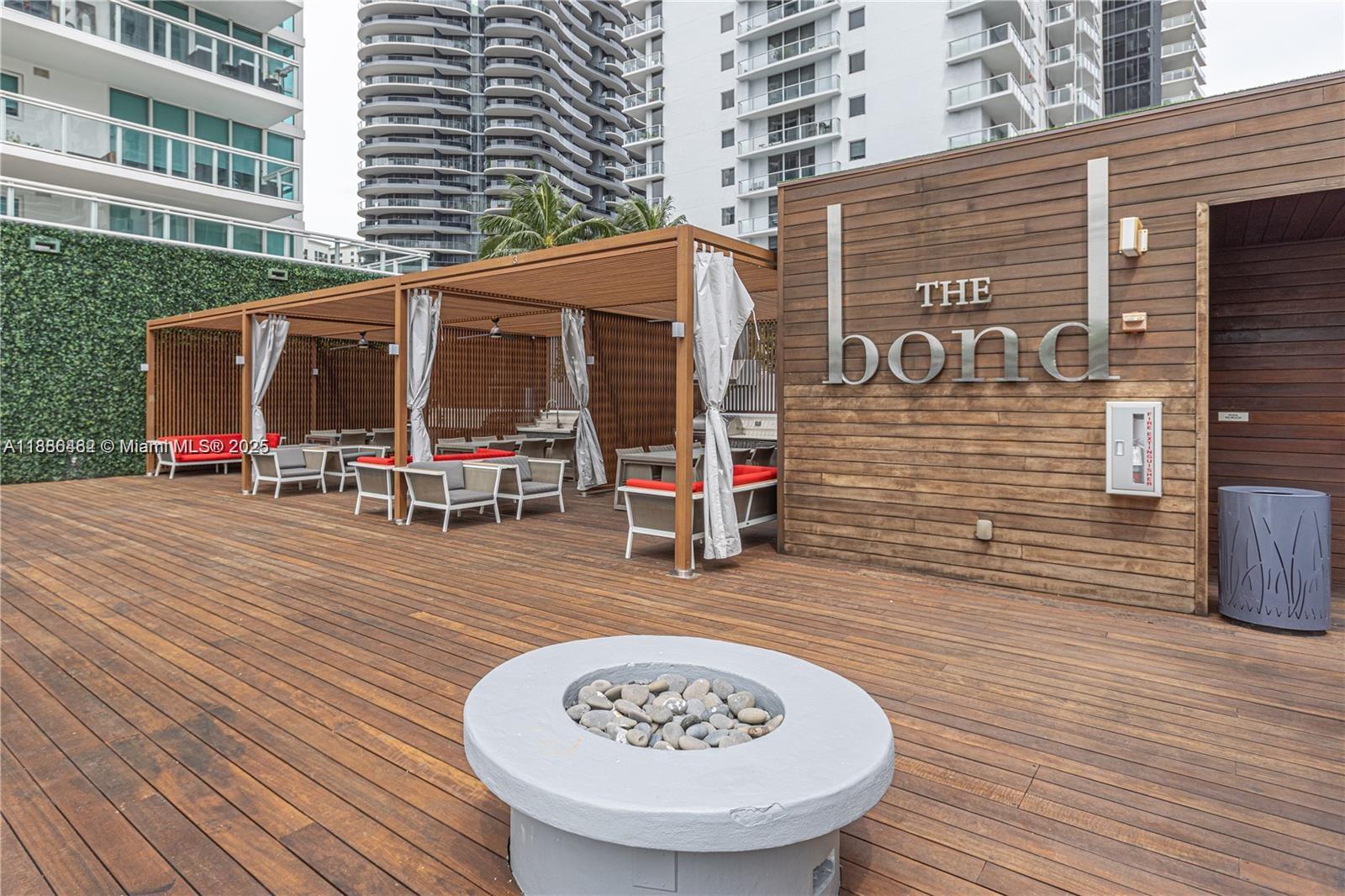 image The Bond (1080 Brickell)39
