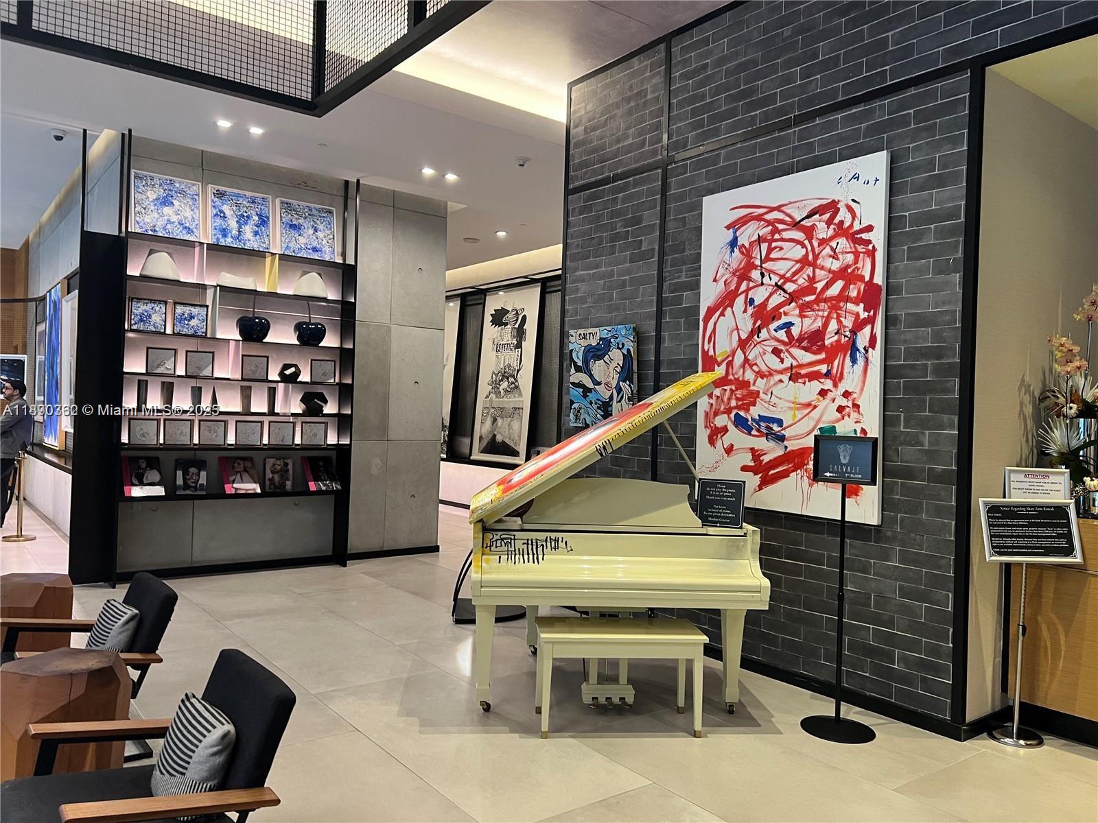 image 3401 Midtown Condo4