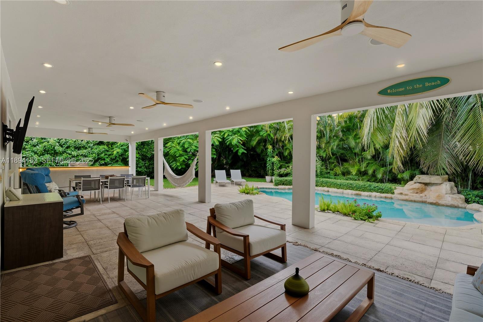 12932 Ixora Rd North Miami, FL 33181