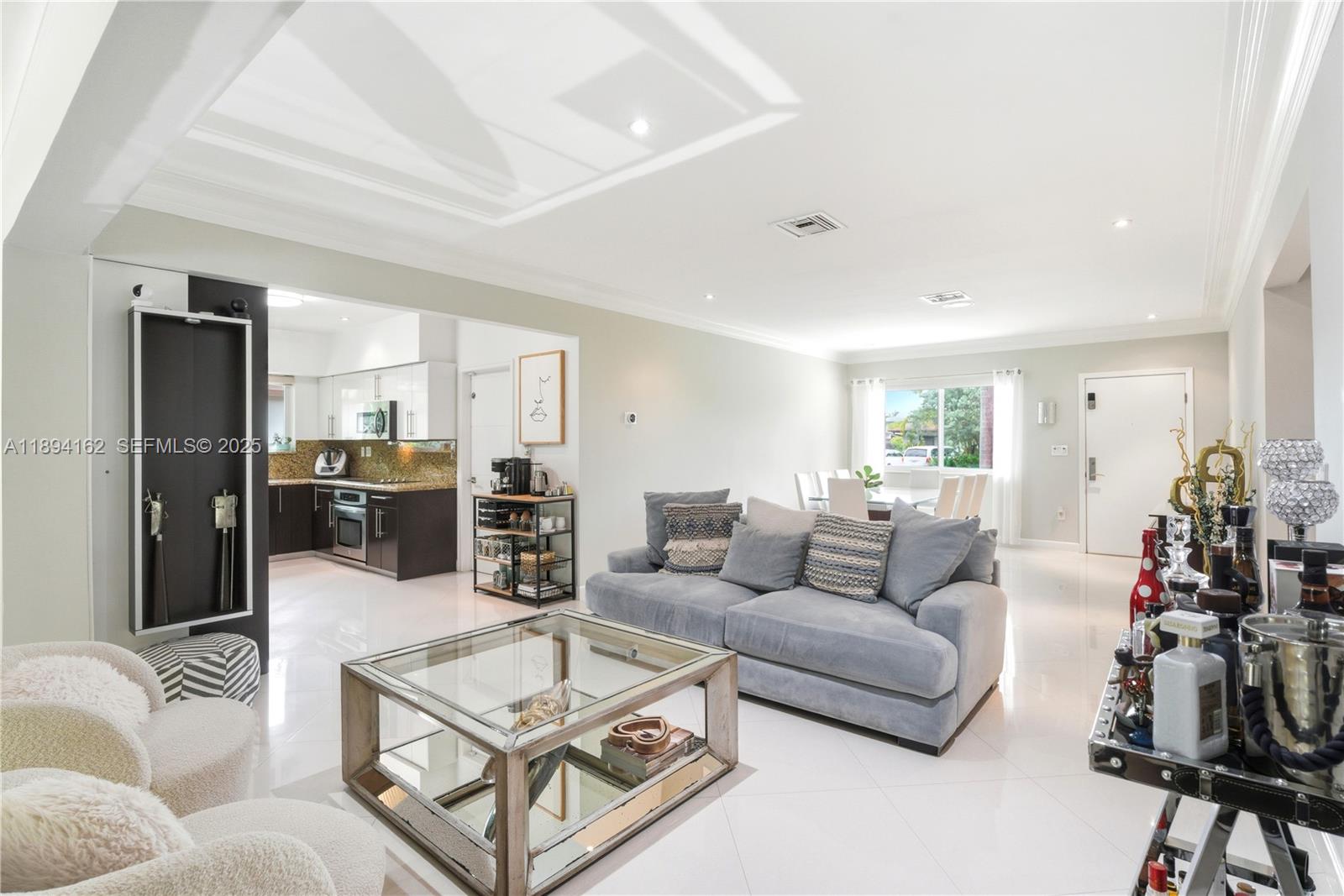 12932 Ixora Rd North Miami, FL 33181