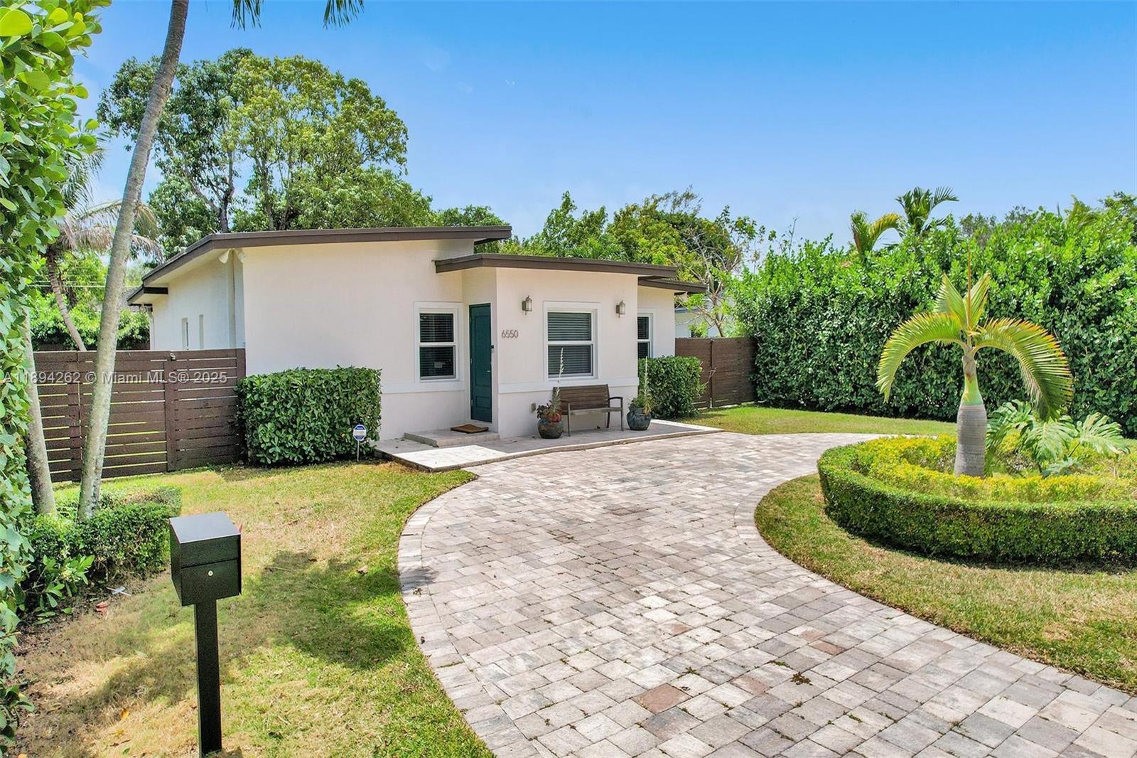 6550 SW 52nd Ter #-