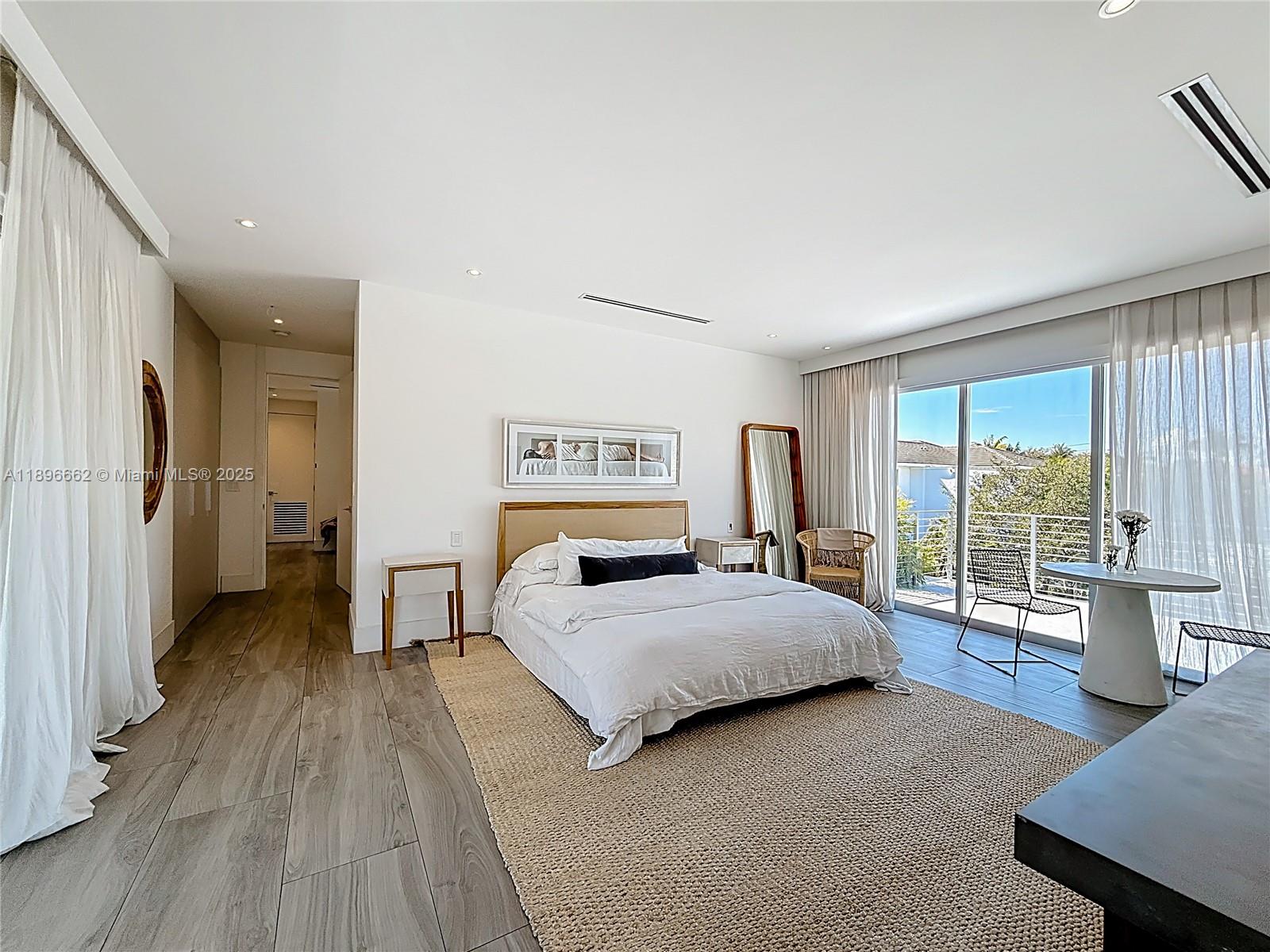 Undisclosed Address Key Biscayne, FL 33149