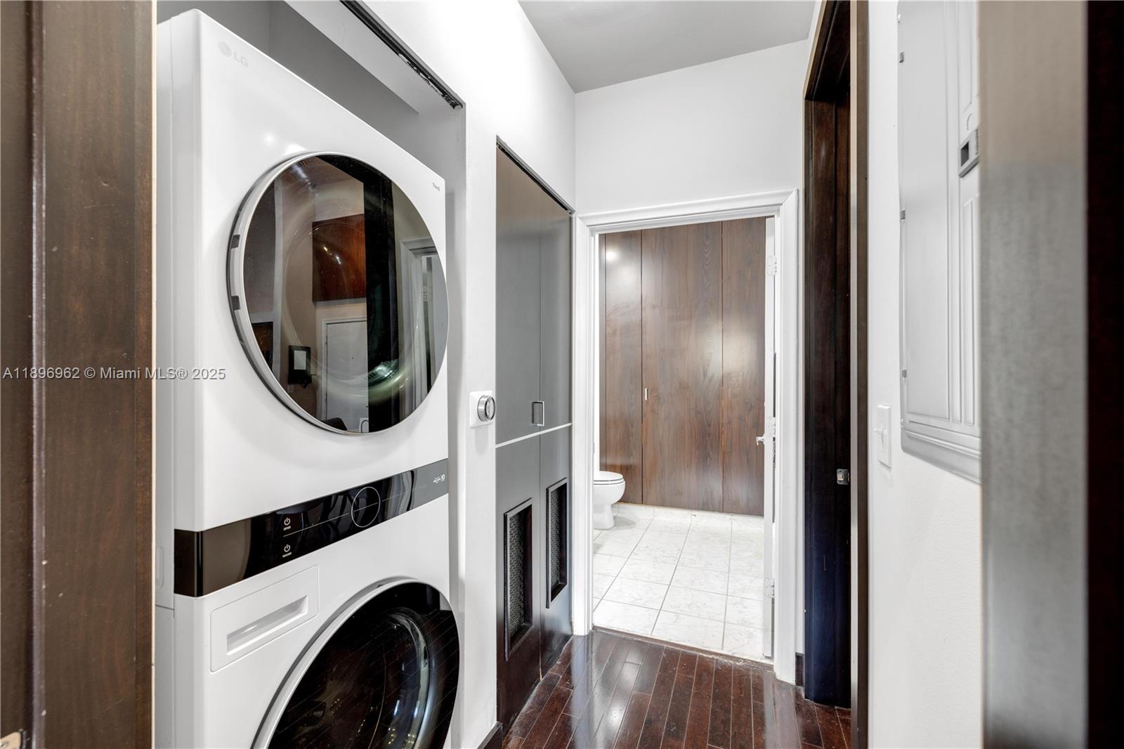 image Venture At Aventura West15