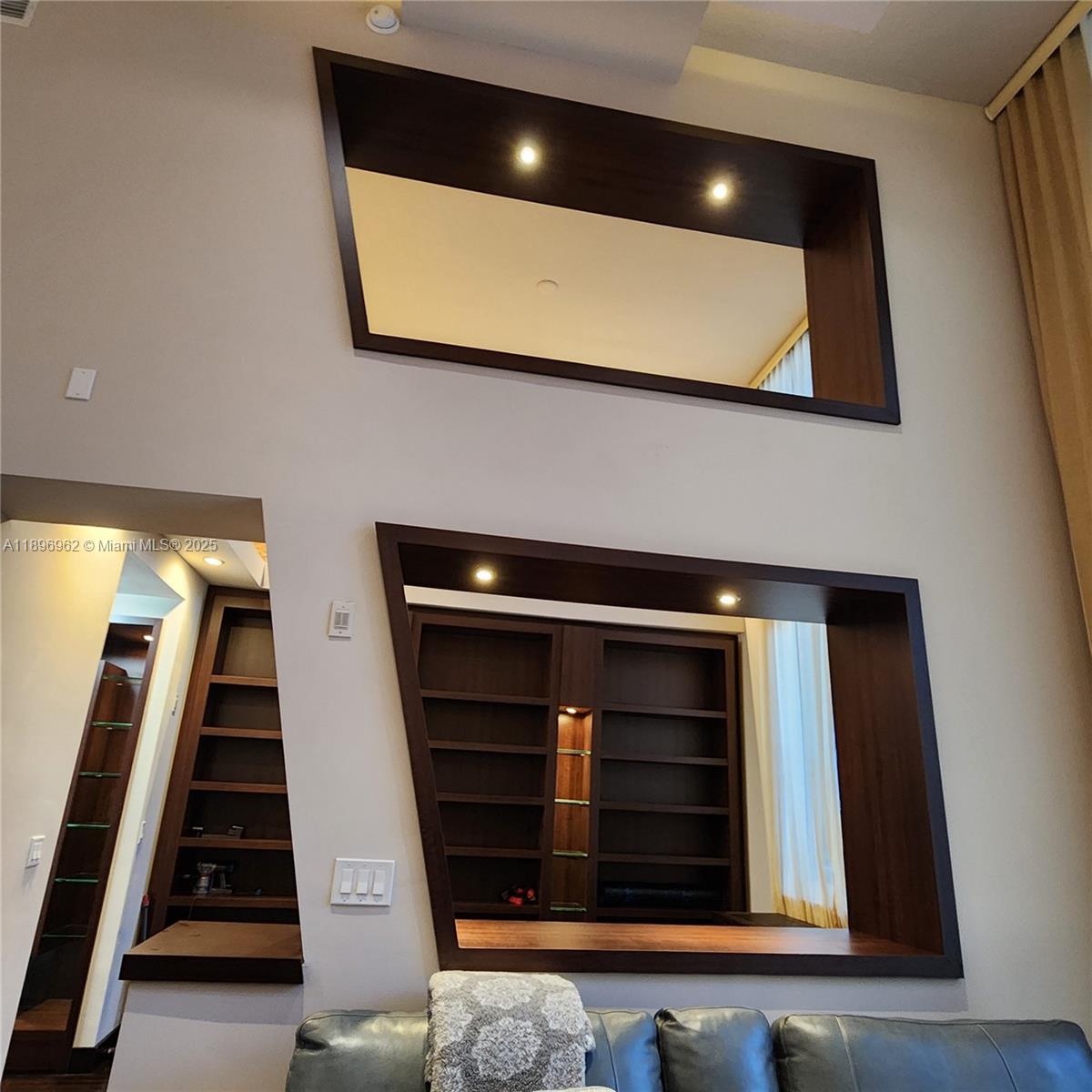 image Venture At Aventura West16