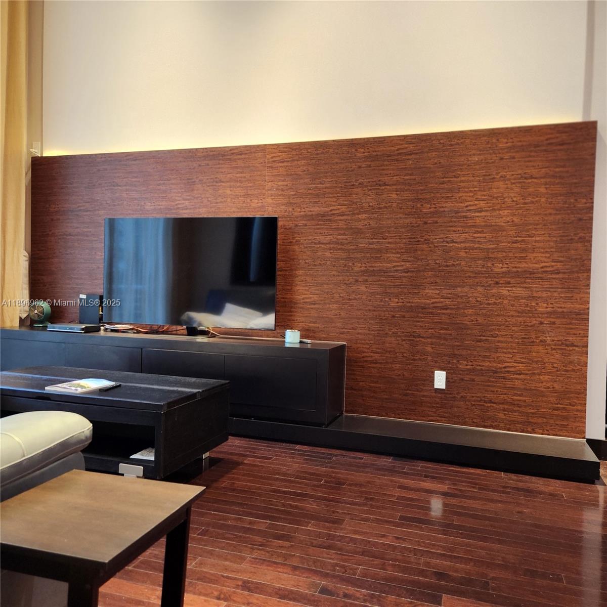 image Venture At Aventura West25