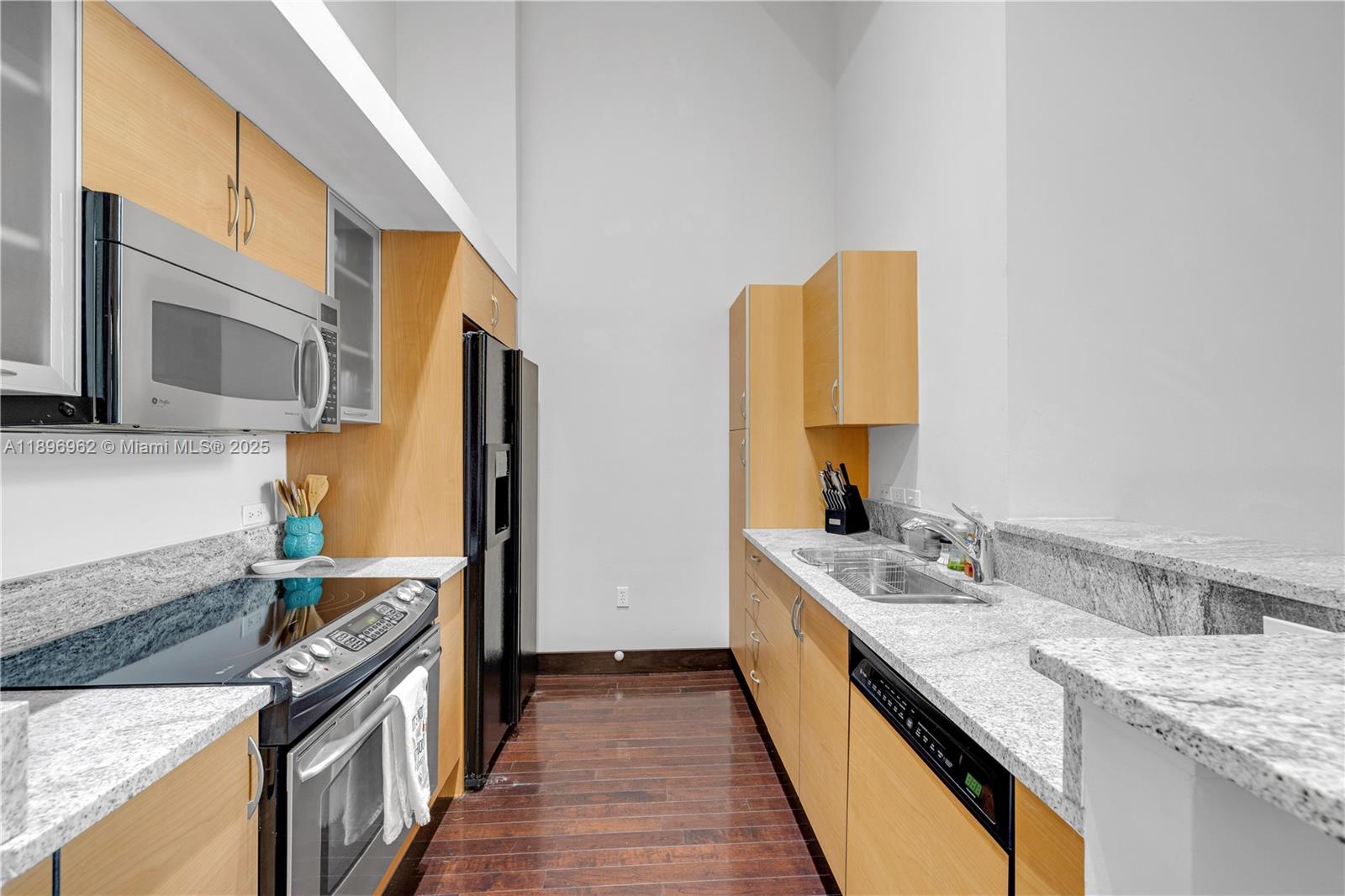 image Venture At Aventura West6