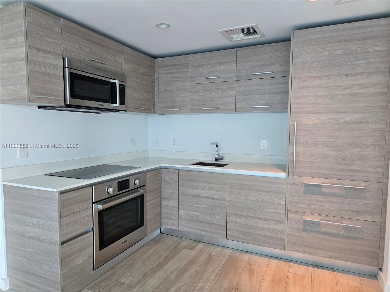 1300 S Miami Ave #4107 Miami, FL 33130