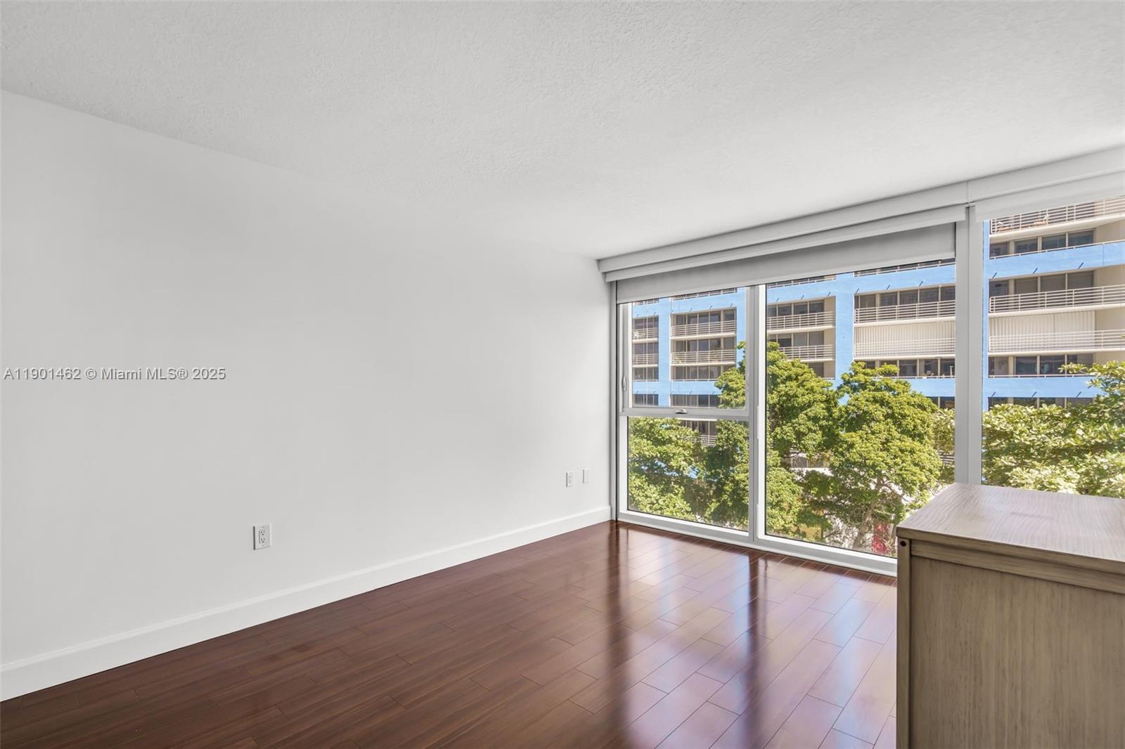 image Skyline On Brickell20