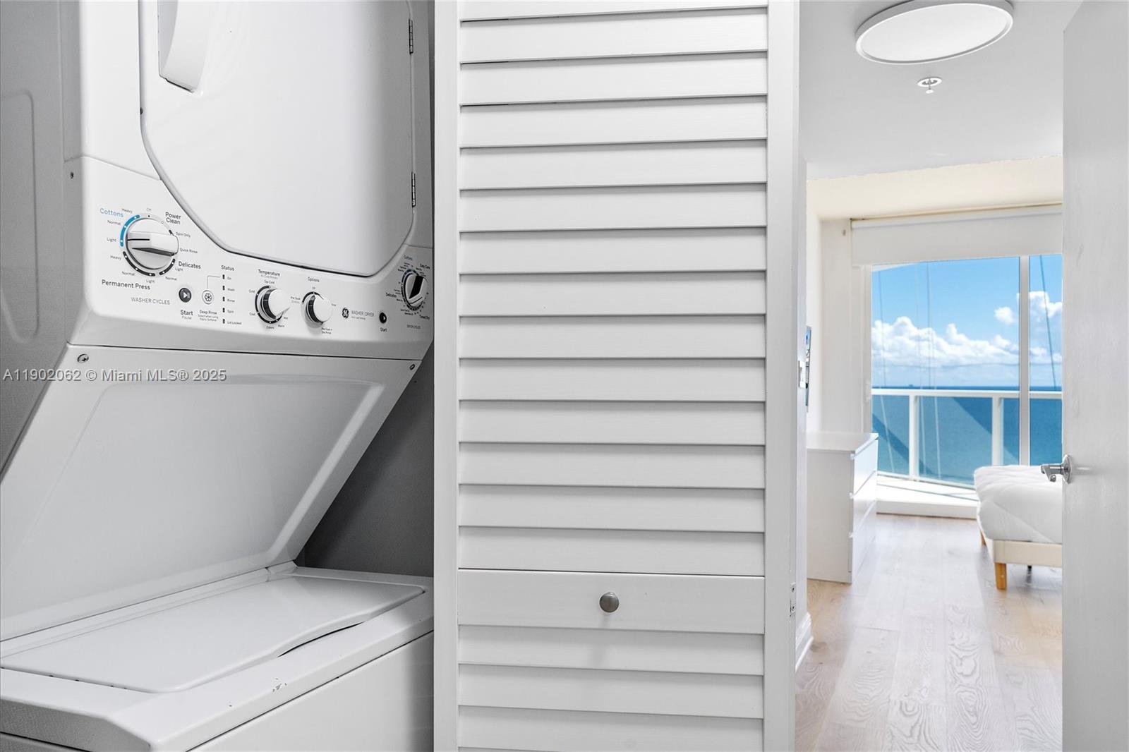 image La Perla Condo33