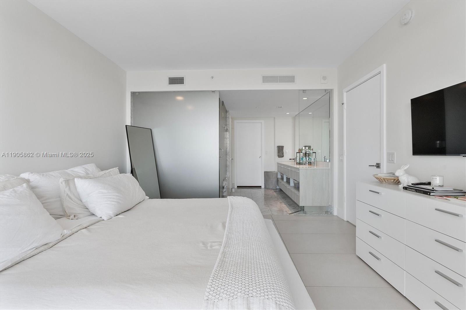 3131 NE 7th Ave #306 Miami, FL 33137