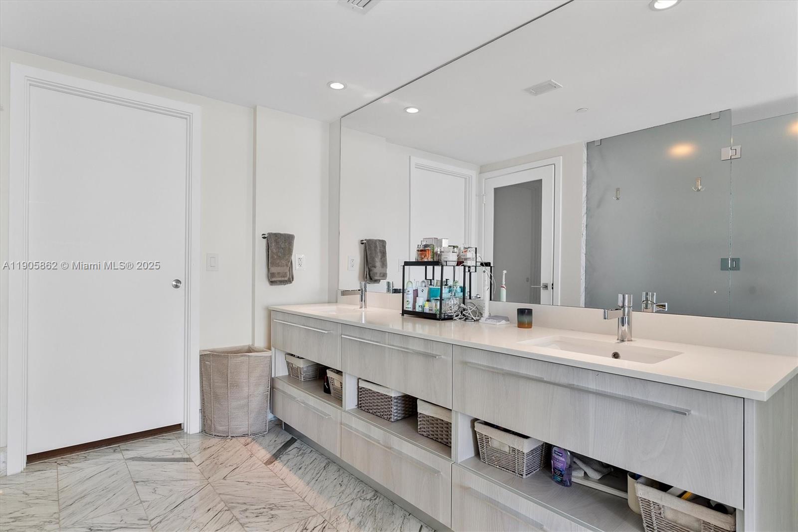 3131 NE 7th Ave #306 Miami, FL 33137