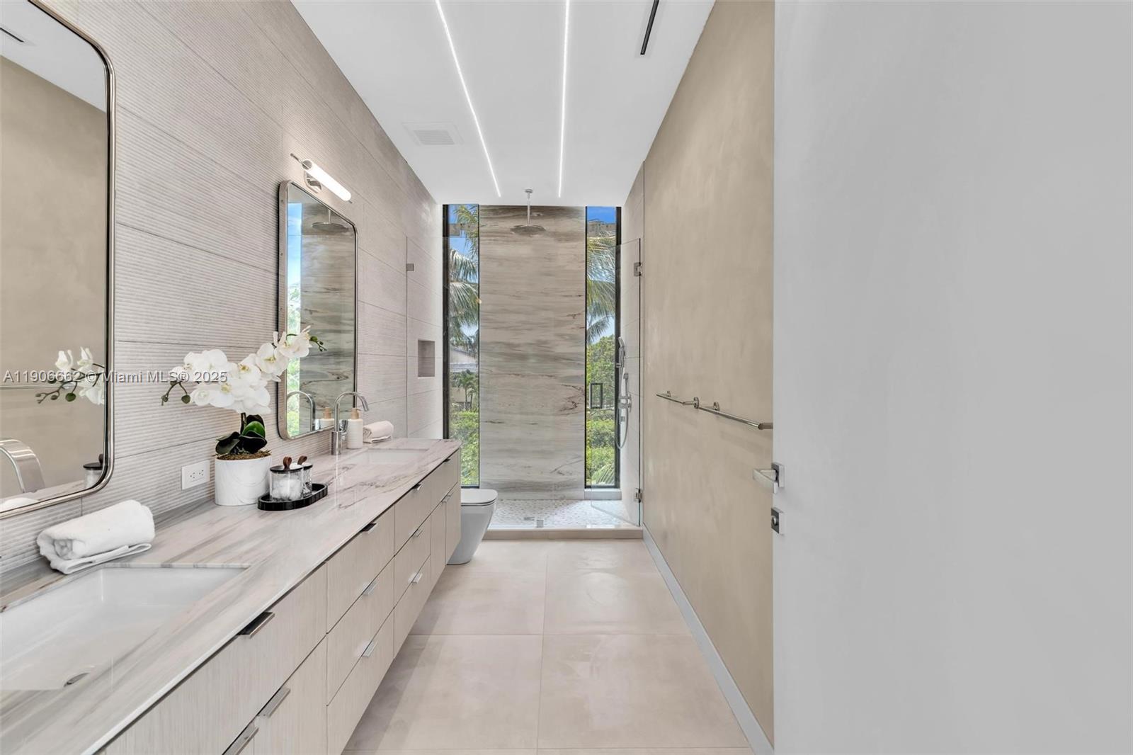 4504 Sheridan Ave Miami Beach, FL 33140