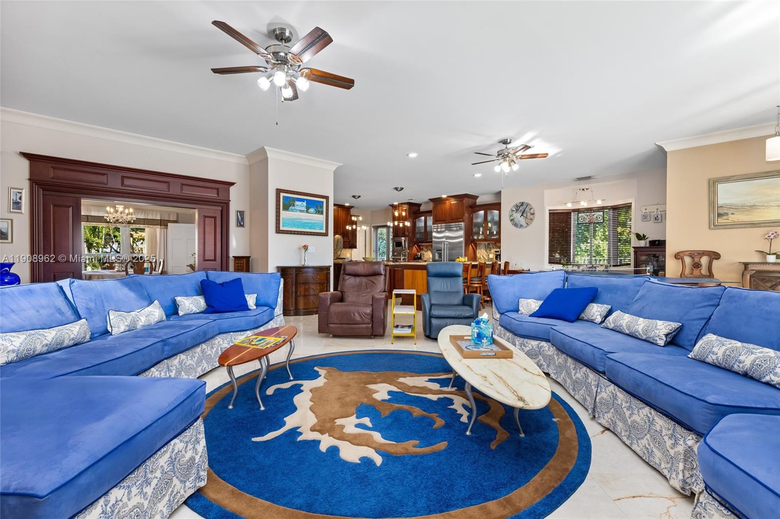 70 Bay Colony Ln Fort Lauderdale, FL 33308