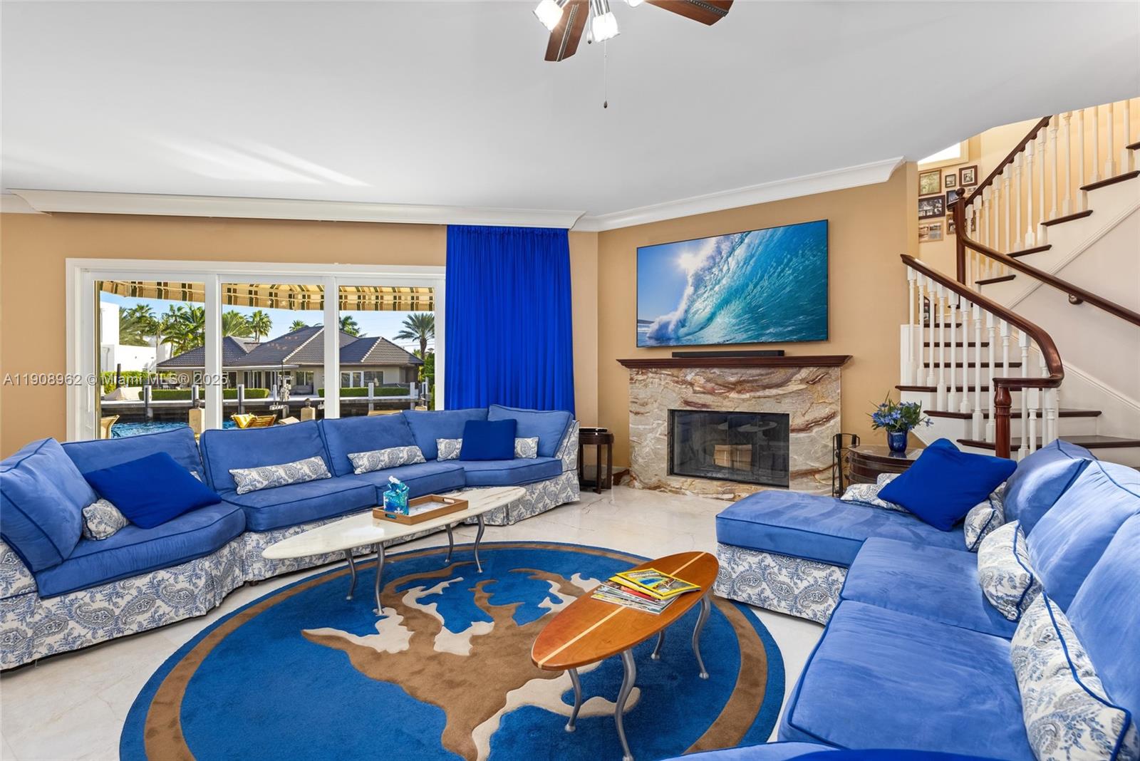 70 Bay Colony Ln Fort Lauderdale, FL 33308