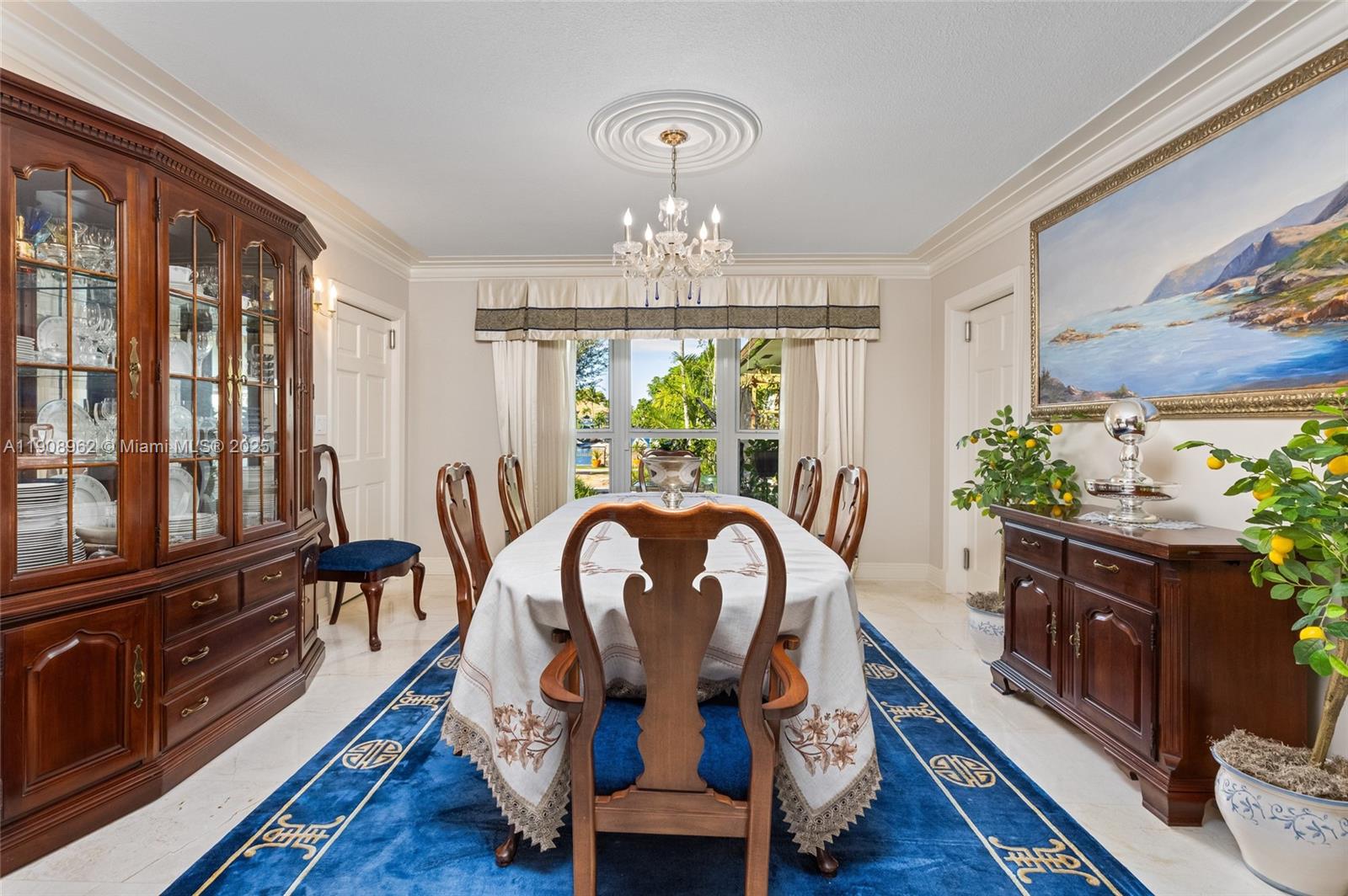 70 Bay Colony Ln Fort Lauderdale, FL 33308