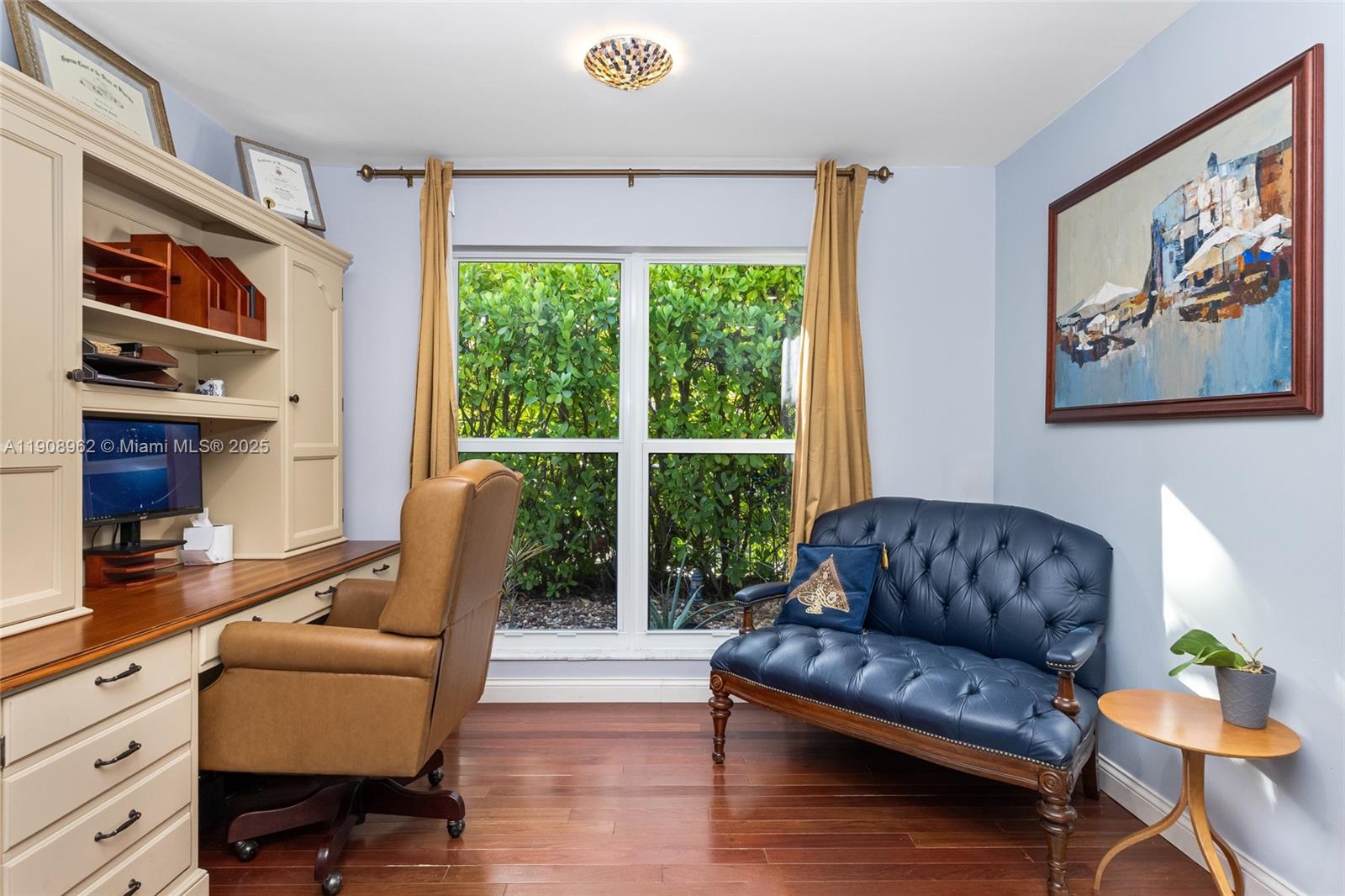 70 Bay Colony Ln Fort Lauderdale, FL 33308