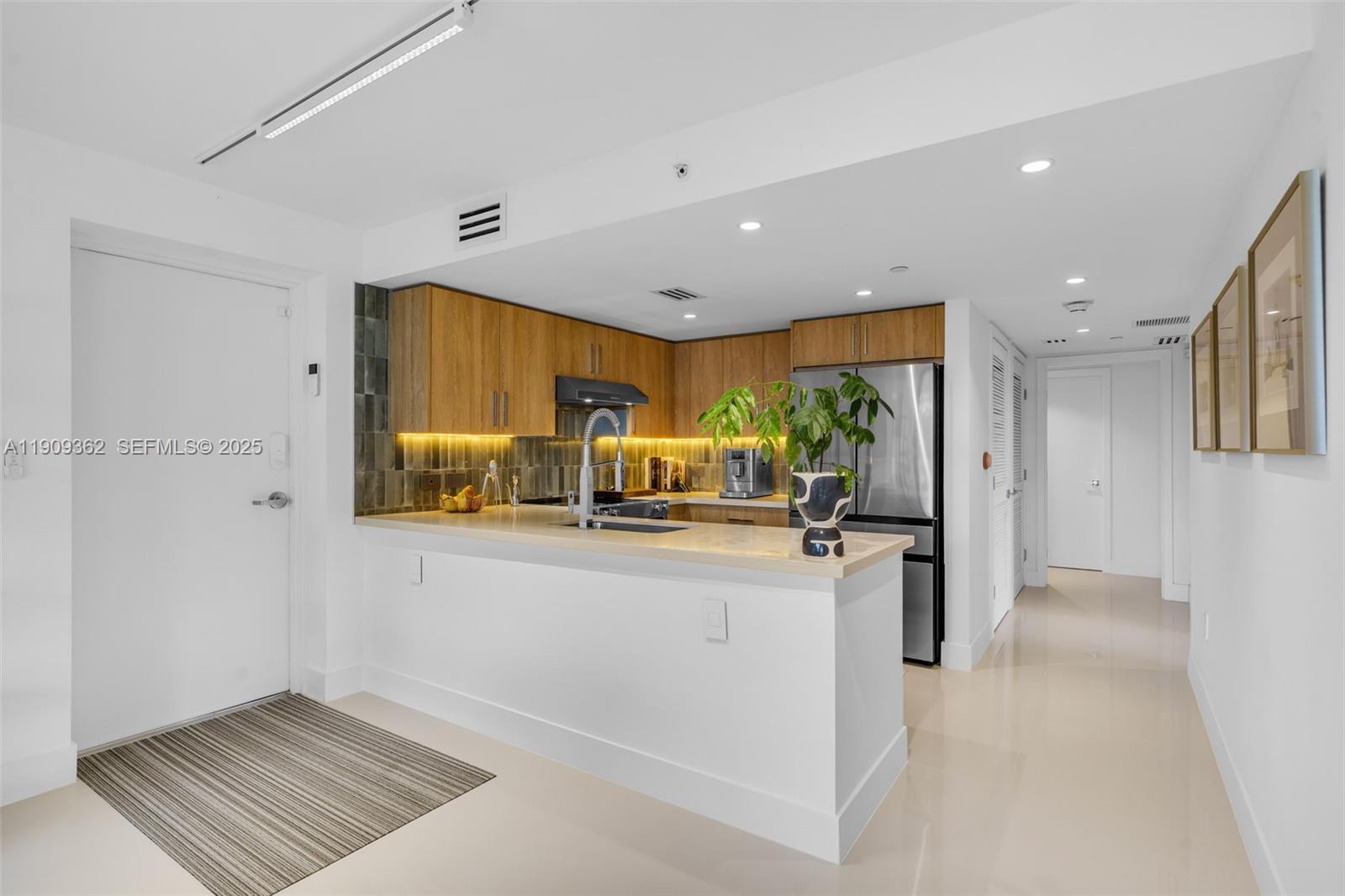 image Bay Harbor One9