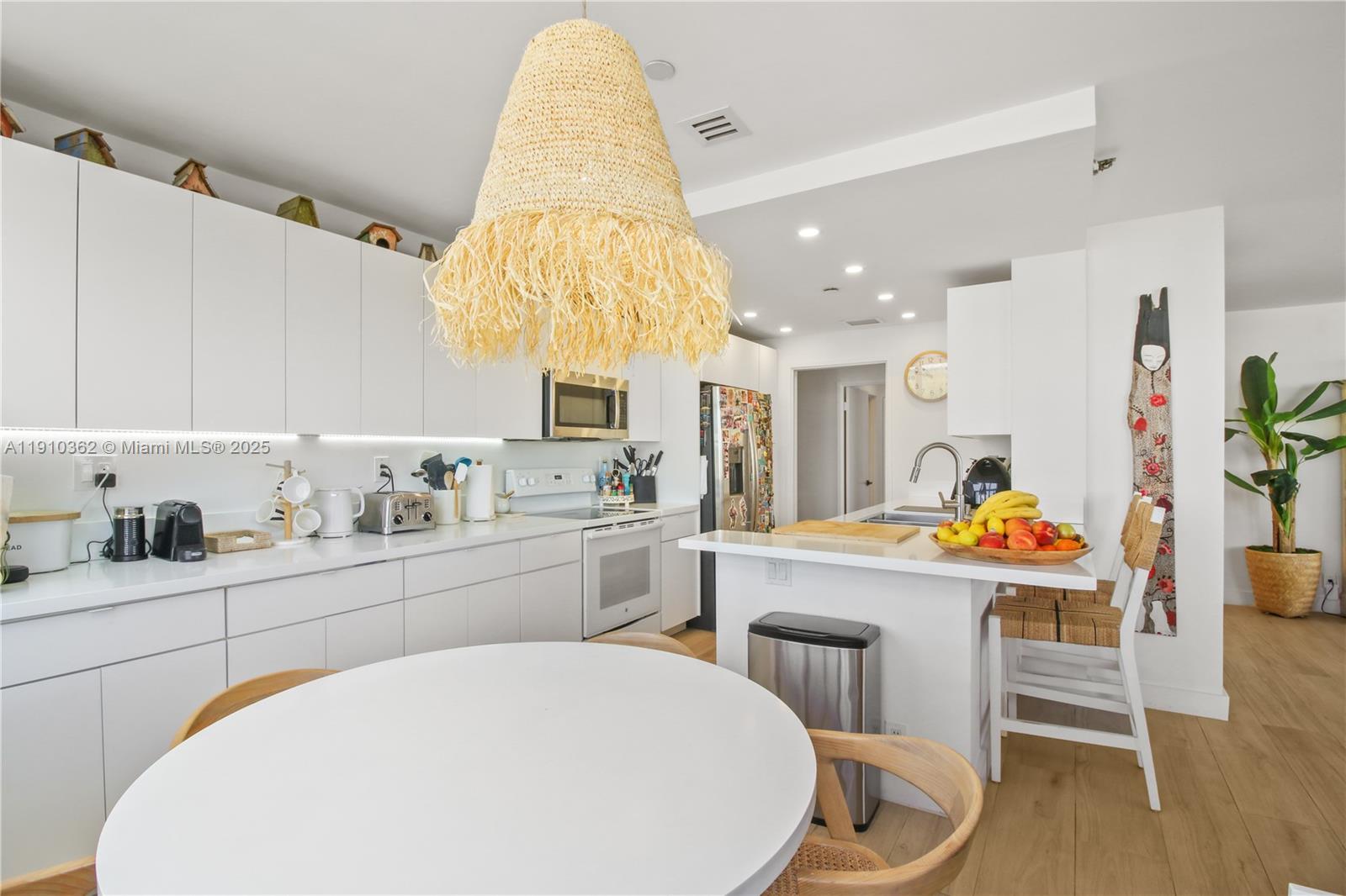 151 Crandon Blvd #1136 Key Biscayne, FL 33149