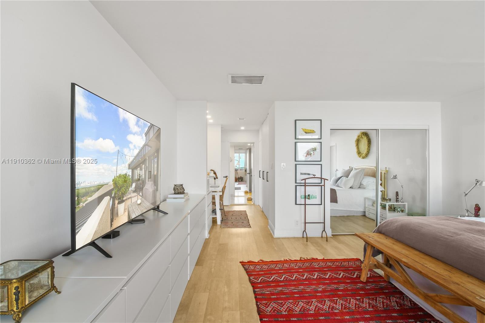 151 Crandon Blvd #1136 Key Biscayne, FL 33149