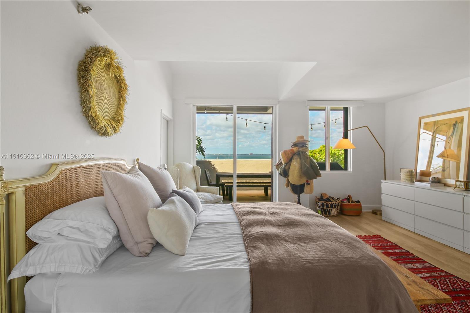 151 Crandon Blvd #1136 Key Biscayne, FL 33149