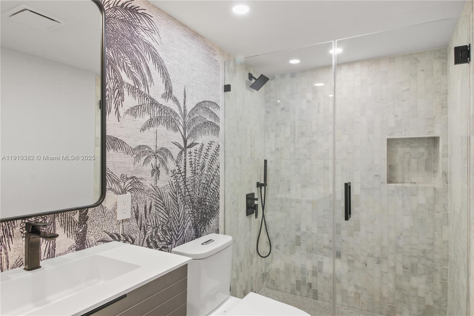 151 Crandon Blvd #1136 Key Biscayne, FL 33149