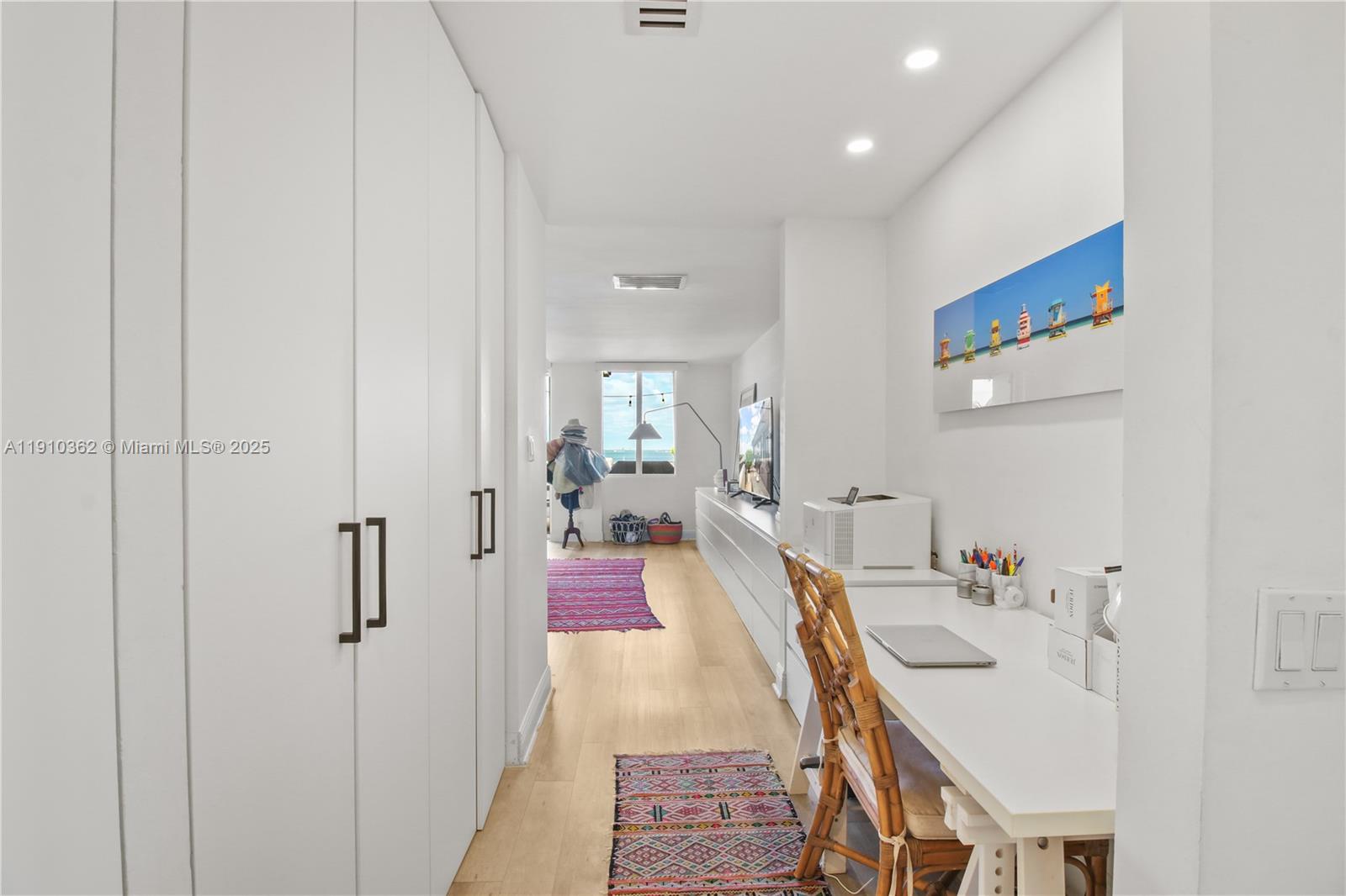 151 Crandon Blvd #1136 Key Biscayne, FL 33149