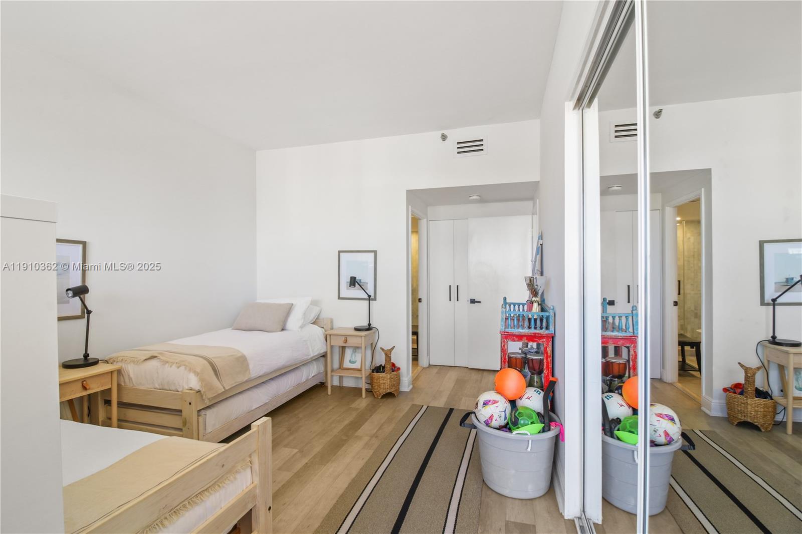 151 Crandon Blvd #1136 Key Biscayne, FL 33149