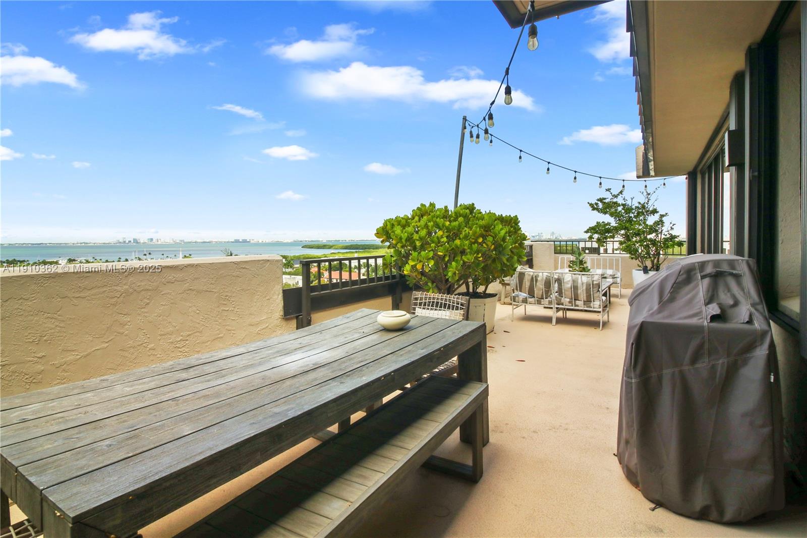 151 Crandon Blvd #1136 Key Biscayne, FL 33149