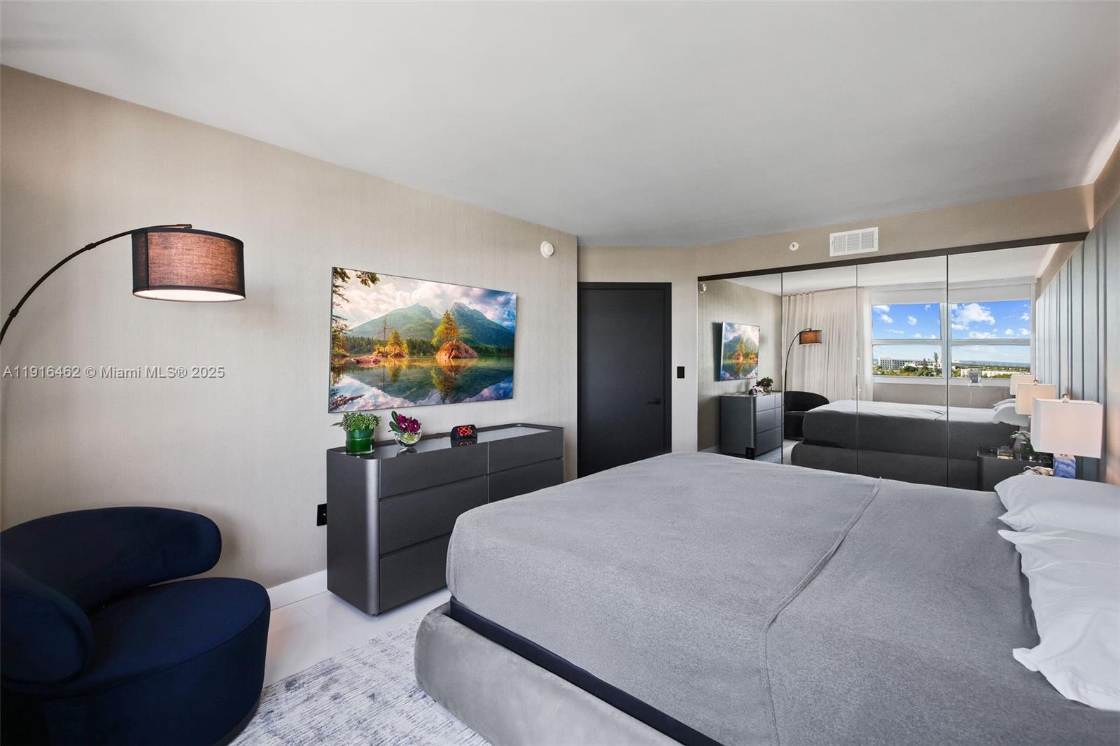 image The Floridian12