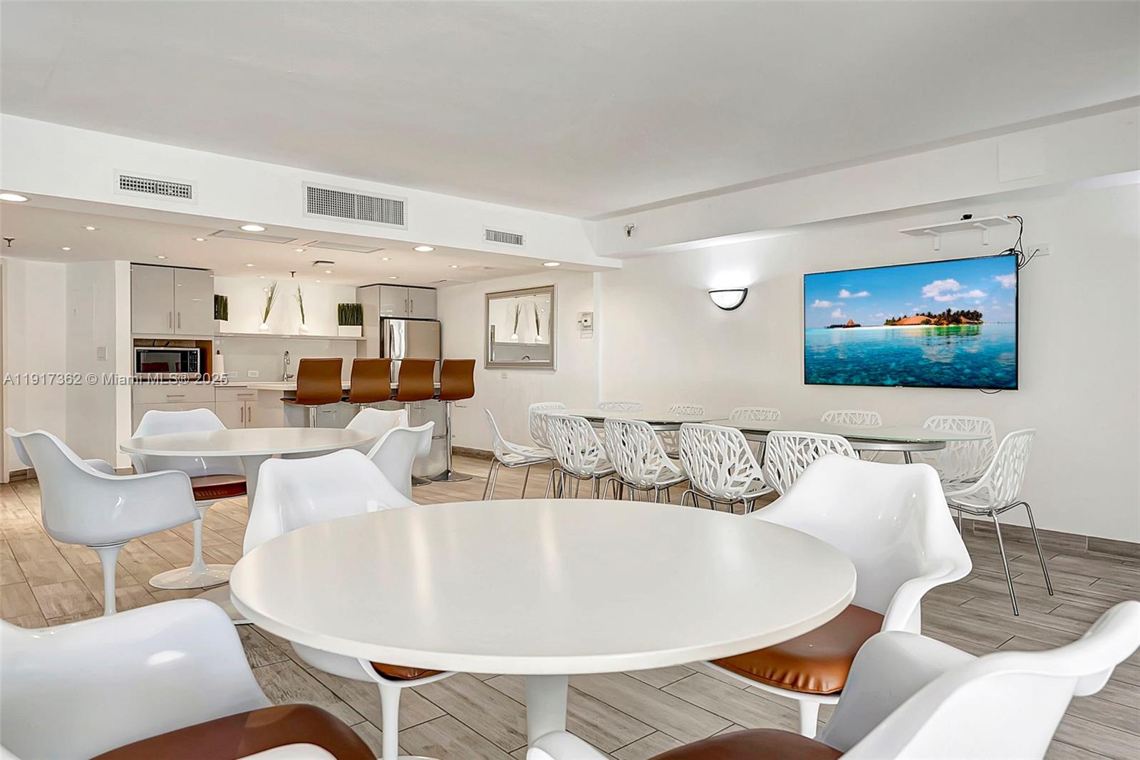 170 Ocean Ln Dr #610 Key Biscayne, FL 33149