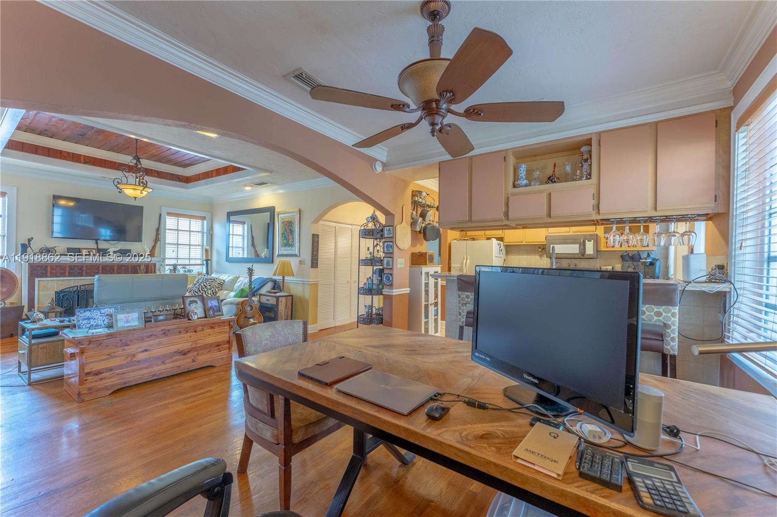 4250 SW 10th St Miami, FL 33134