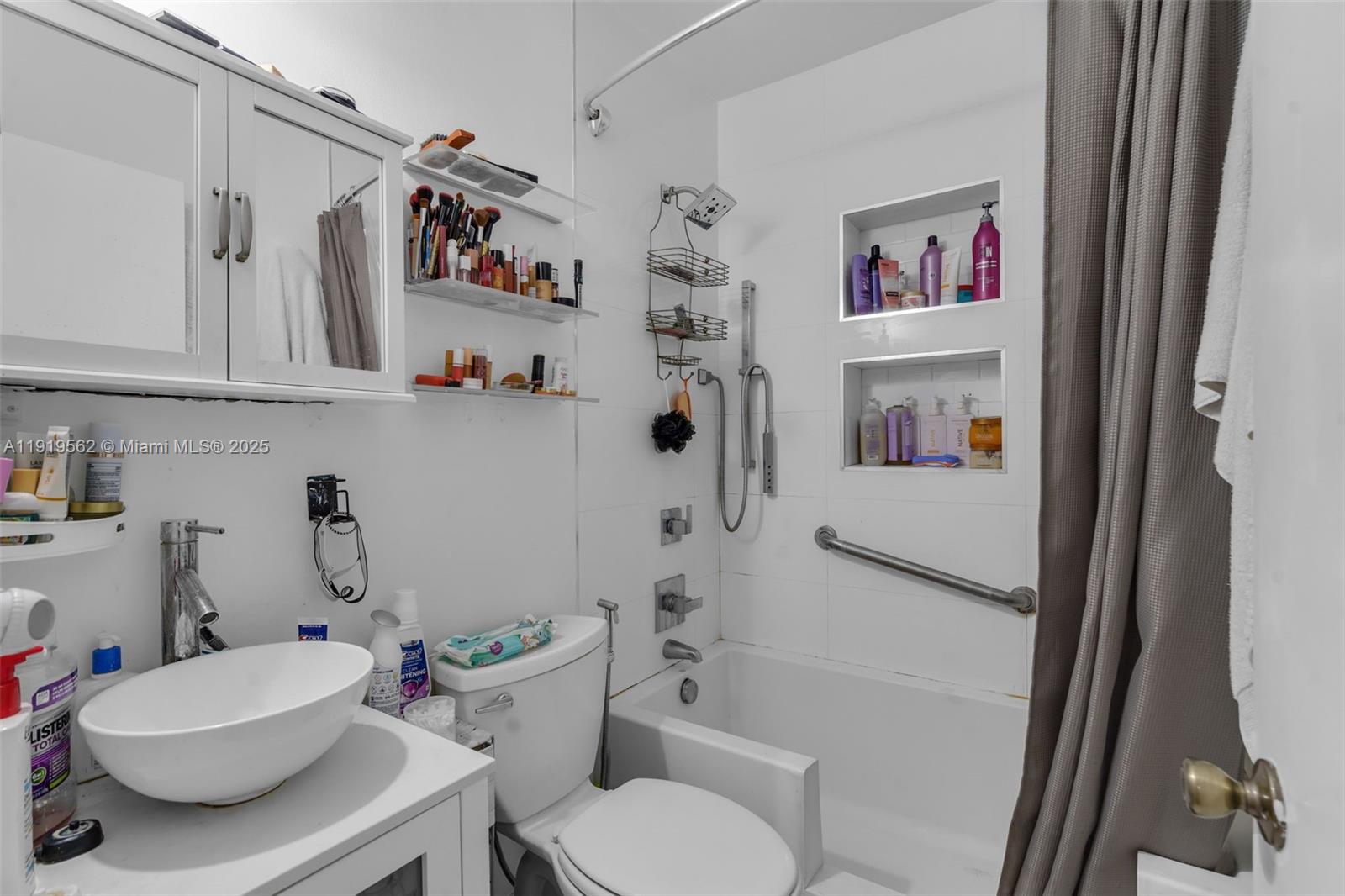 3600 SW 1st Ave Miami, FL 33145