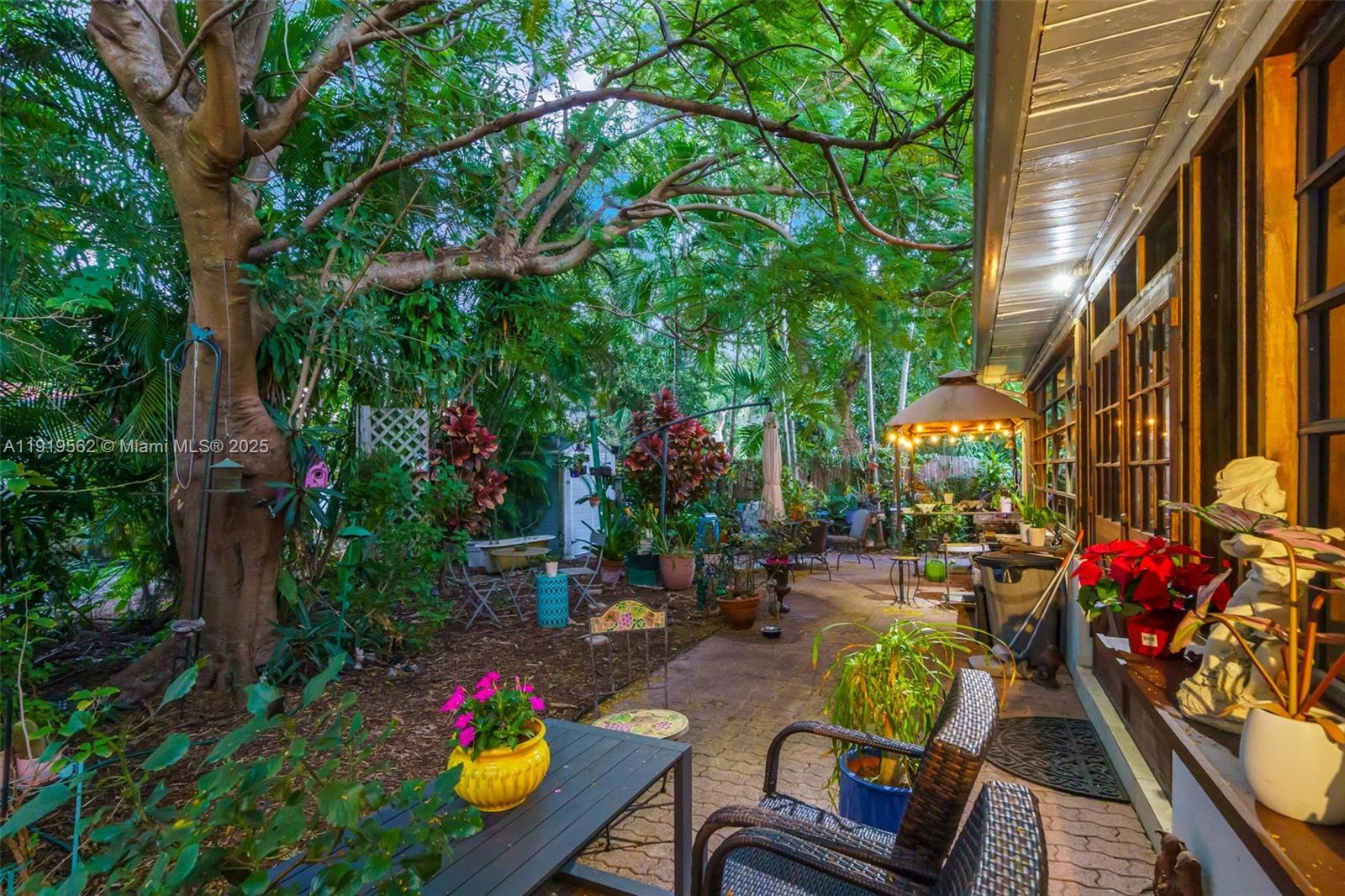 3600 SW 1st Ave Miami, FL 33145