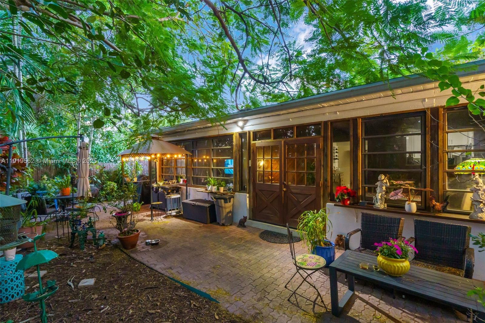 3600 SW 1st Ave Miami, FL 33145