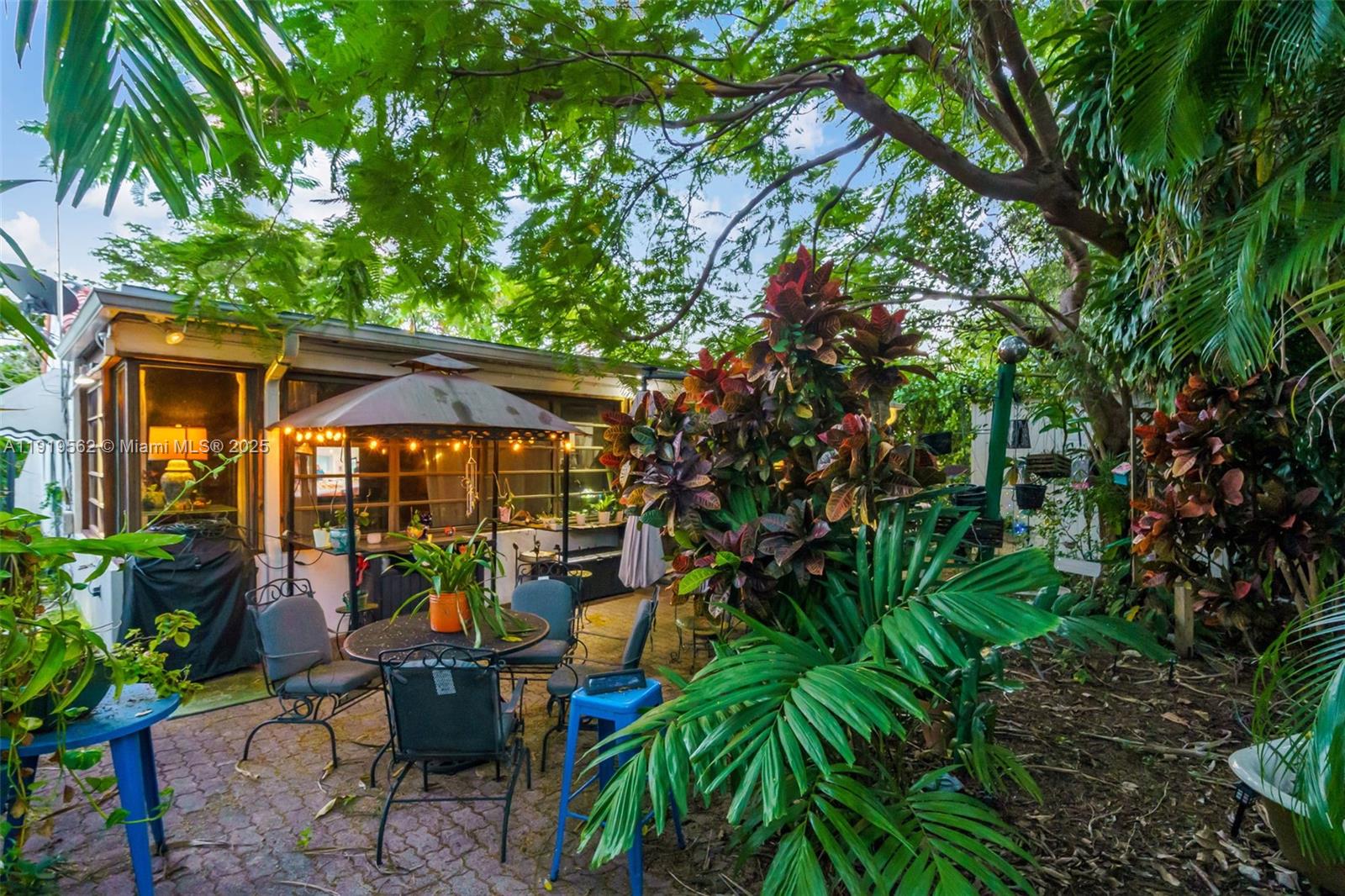 3600 SW 1st Ave Miami, FL 33145