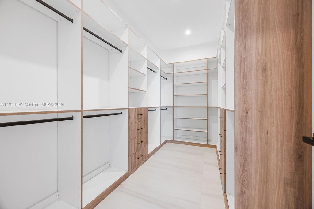 1222 NE 13th Ave Fort Lauderdale, FL 33304