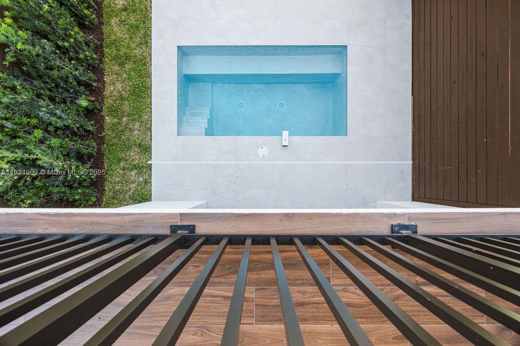 1222 NE 13th Ave Fort Lauderdale, FL 33304