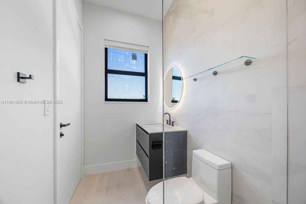 1222 NE 13th Ave Fort Lauderdale, FL 33304