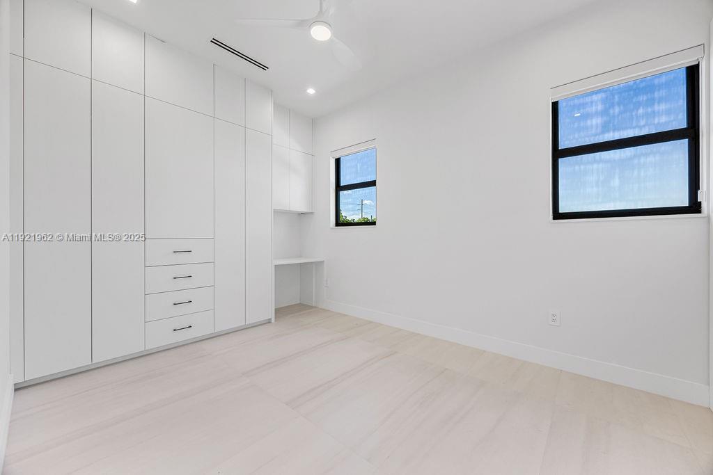 1222 NE 13th Ave Fort Lauderdale, FL 33304