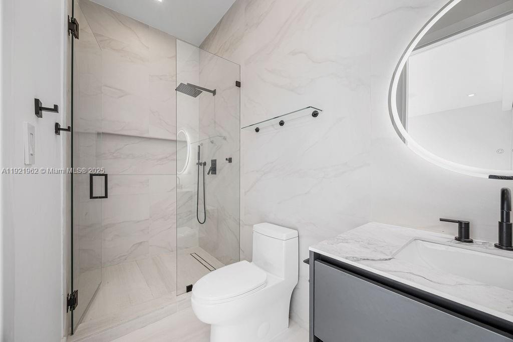 1222 NE 13th Ave Fort Lauderdale, FL 33304