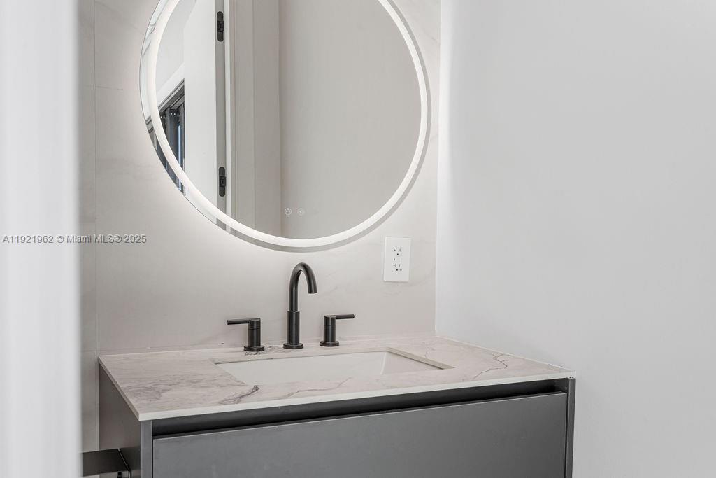 1222 NE 13th Ave Fort Lauderdale, FL 33304