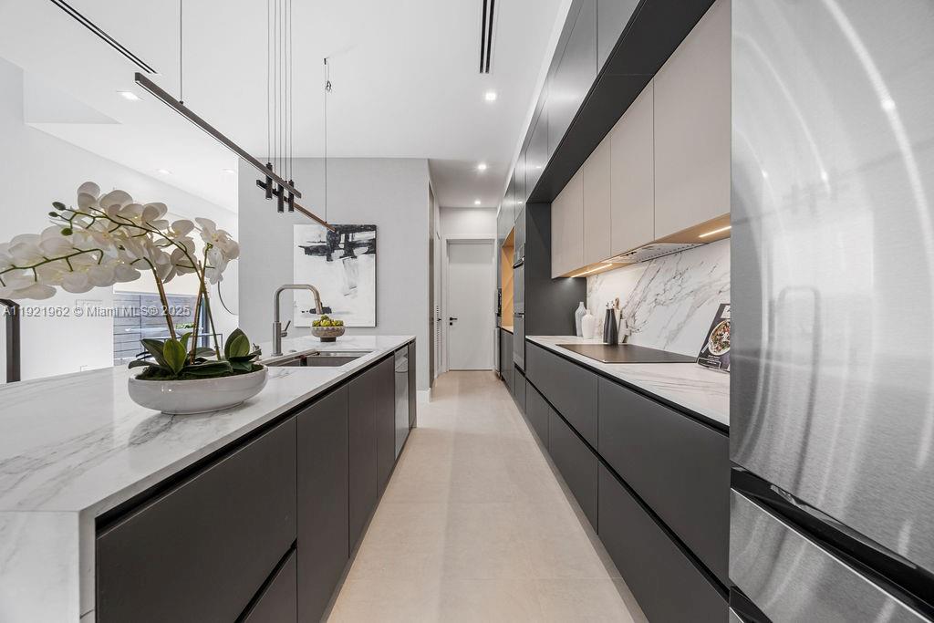 1222 NE 13th Ave Fort Lauderdale, FL 33304