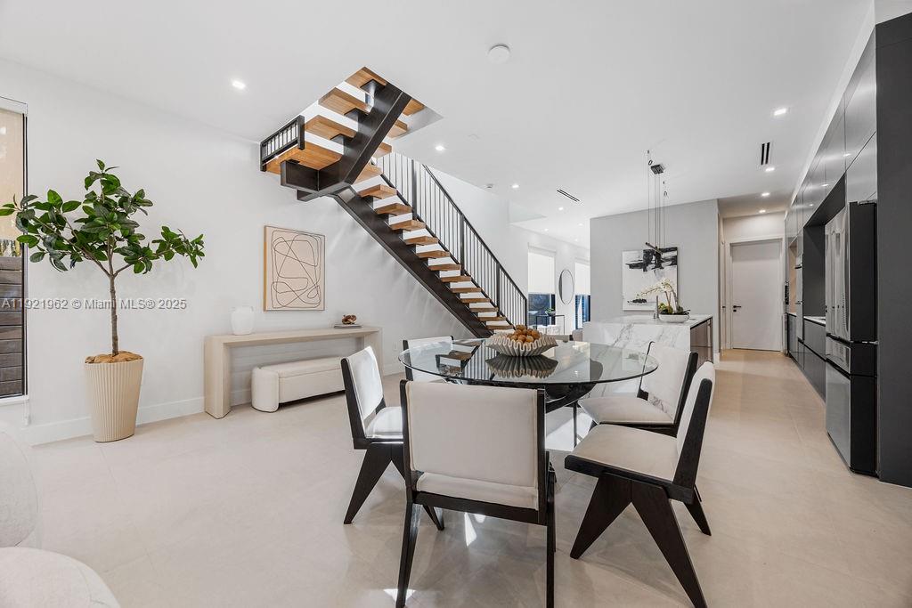 1222 NE 13th Ave Fort Lauderdale, FL 33304