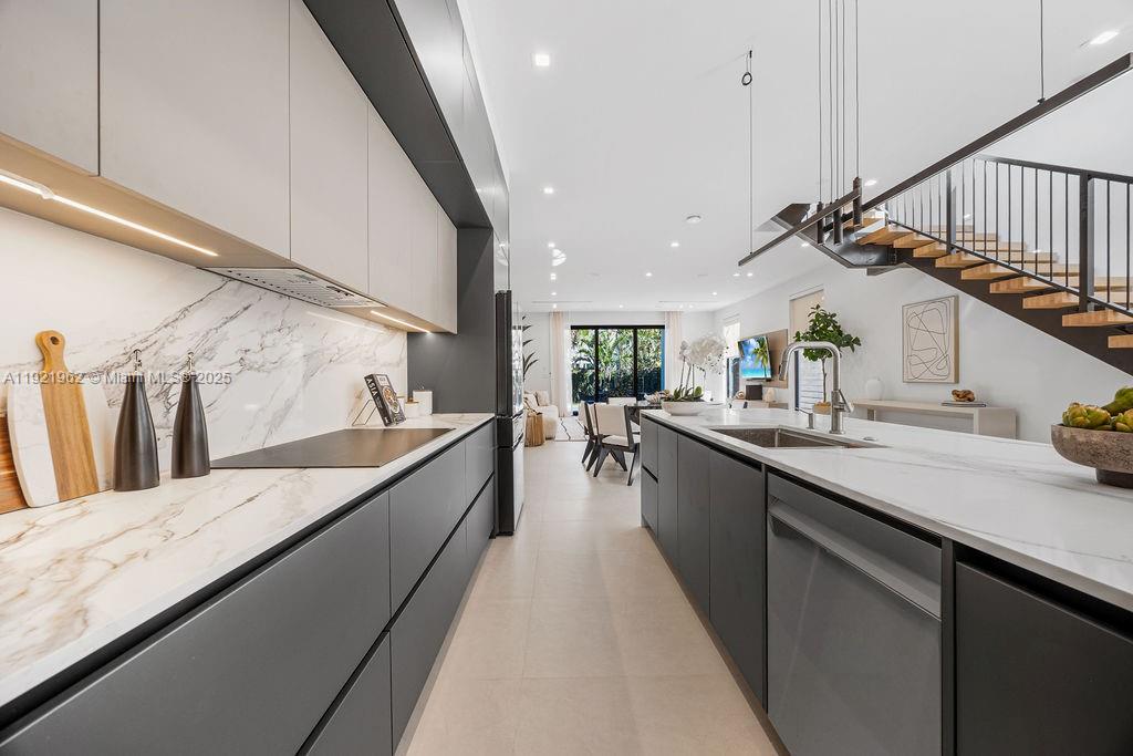 1222 NE 13th Ave Fort Lauderdale, FL 33304